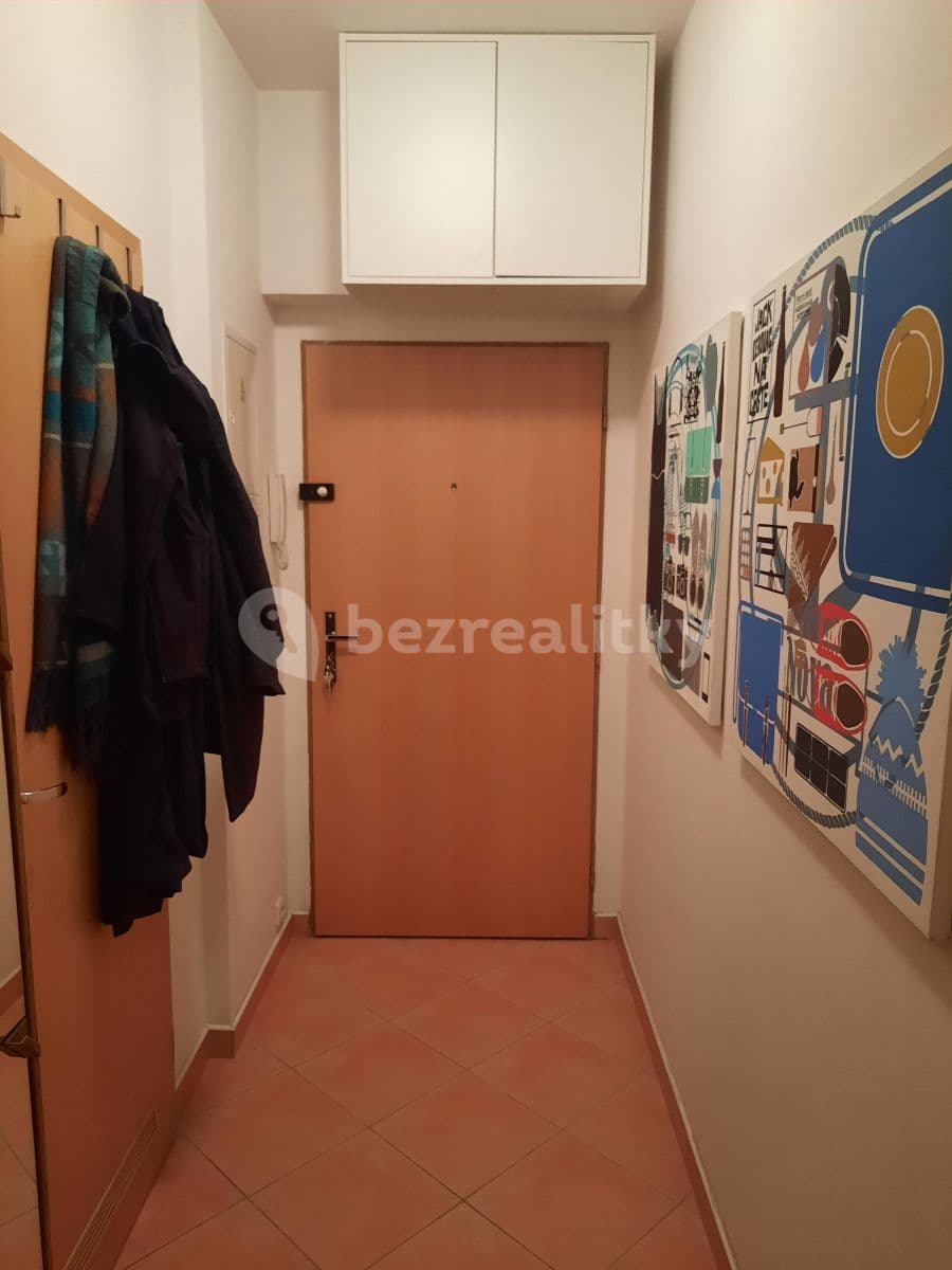 Studio flat to rent, 30 m², Merhoutova, Prague, Prague Studio flat to rent, 30 m², Merhoutova, Prague, Prague