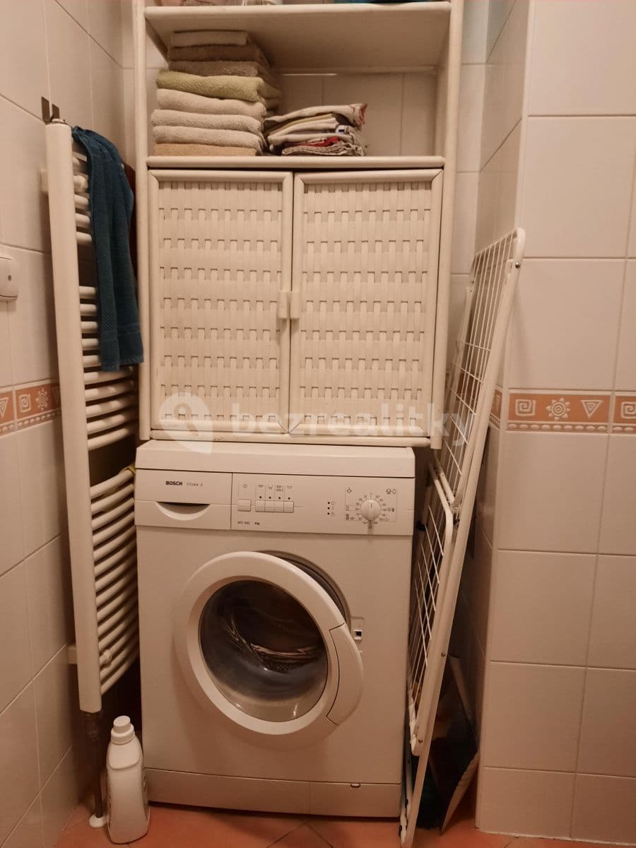 Studio flat to rent, 30 m², Merhoutova, Prague, Prague Studio flat to rent, 30 m², Merhoutova, Prague, Prague