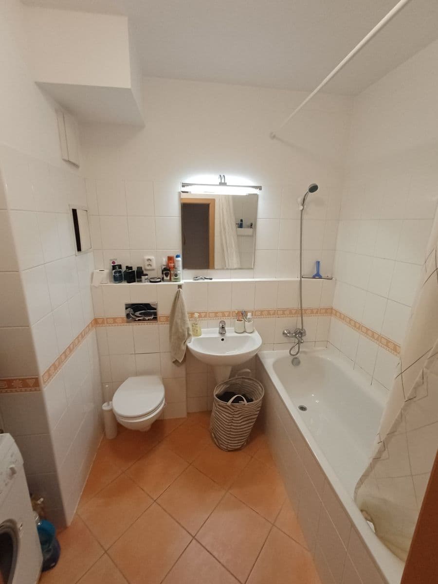 Studio flat to rent, 30 m², Merhoutova, Prague, Prague Studio flat to rent, 30 m², Merhoutova, Prague, Prague
