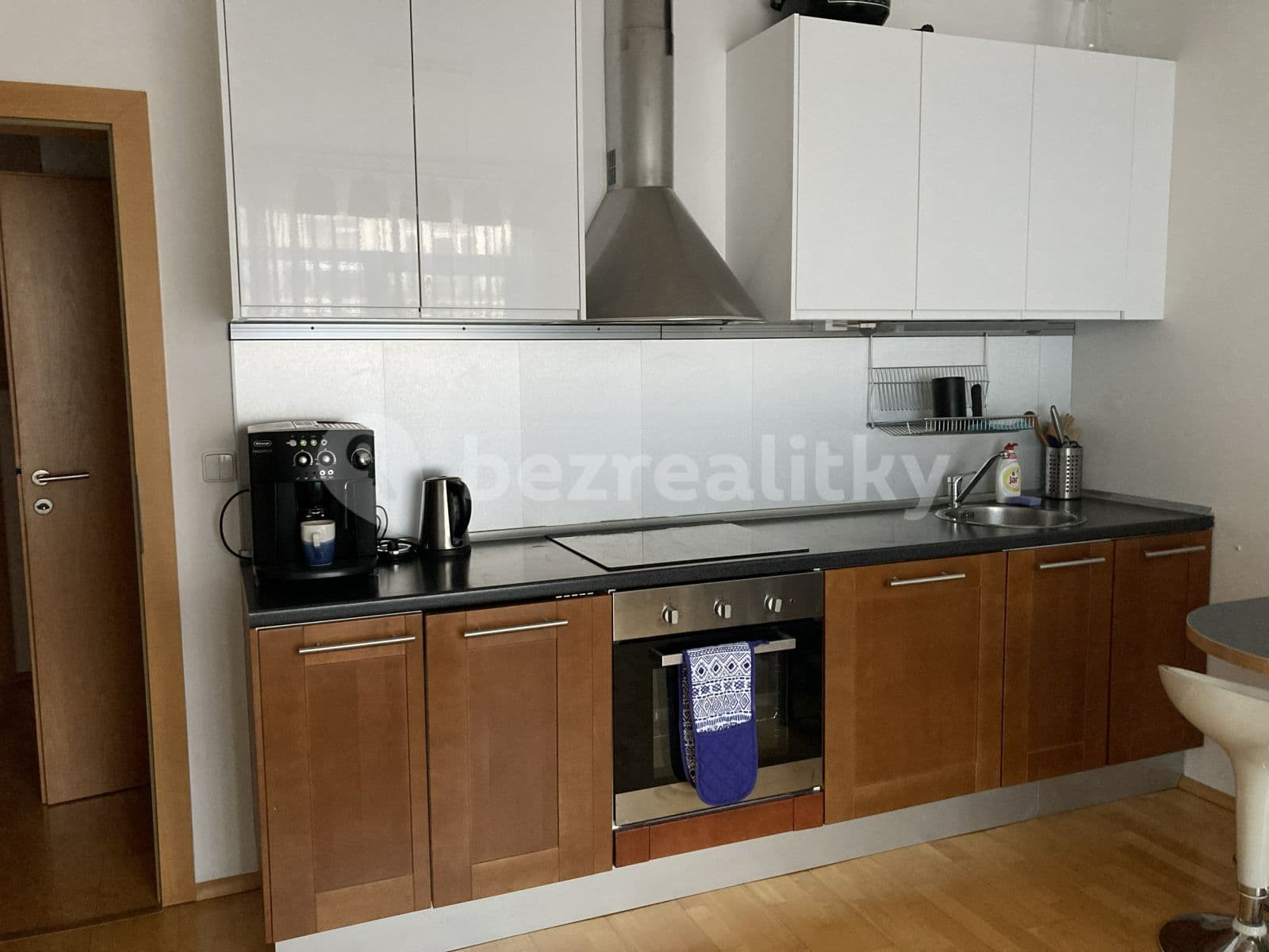 1 bedroom with open-plan kitchen flat to rent, 53 m², Nepilova, Prague, Prague 1 bedroom with open-plan kitchen flat to rent, 53 m², Nepilova, Prague, Prague