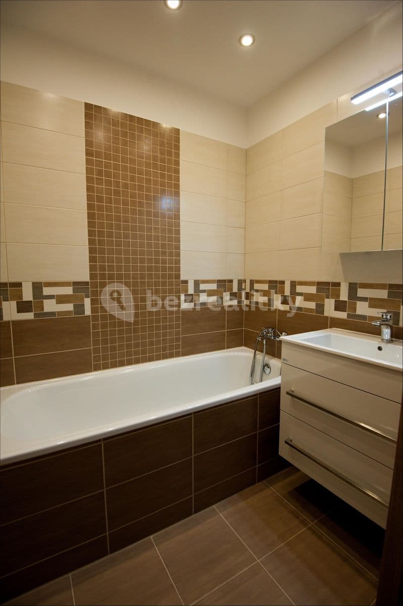 2 bedroom flat to rent, 67 m², Zárubova, Prague, Prague 2 bedroom flat to rent, 67 m², Zárubova, Prague, Prague