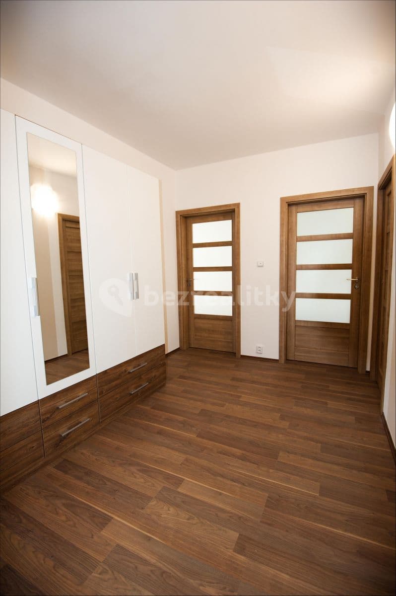2 bedroom flat to rent, 67 m², Zárubova, Prague, Prague 2 bedroom flat to rent, 67 m², Zárubova, Prague, Prague