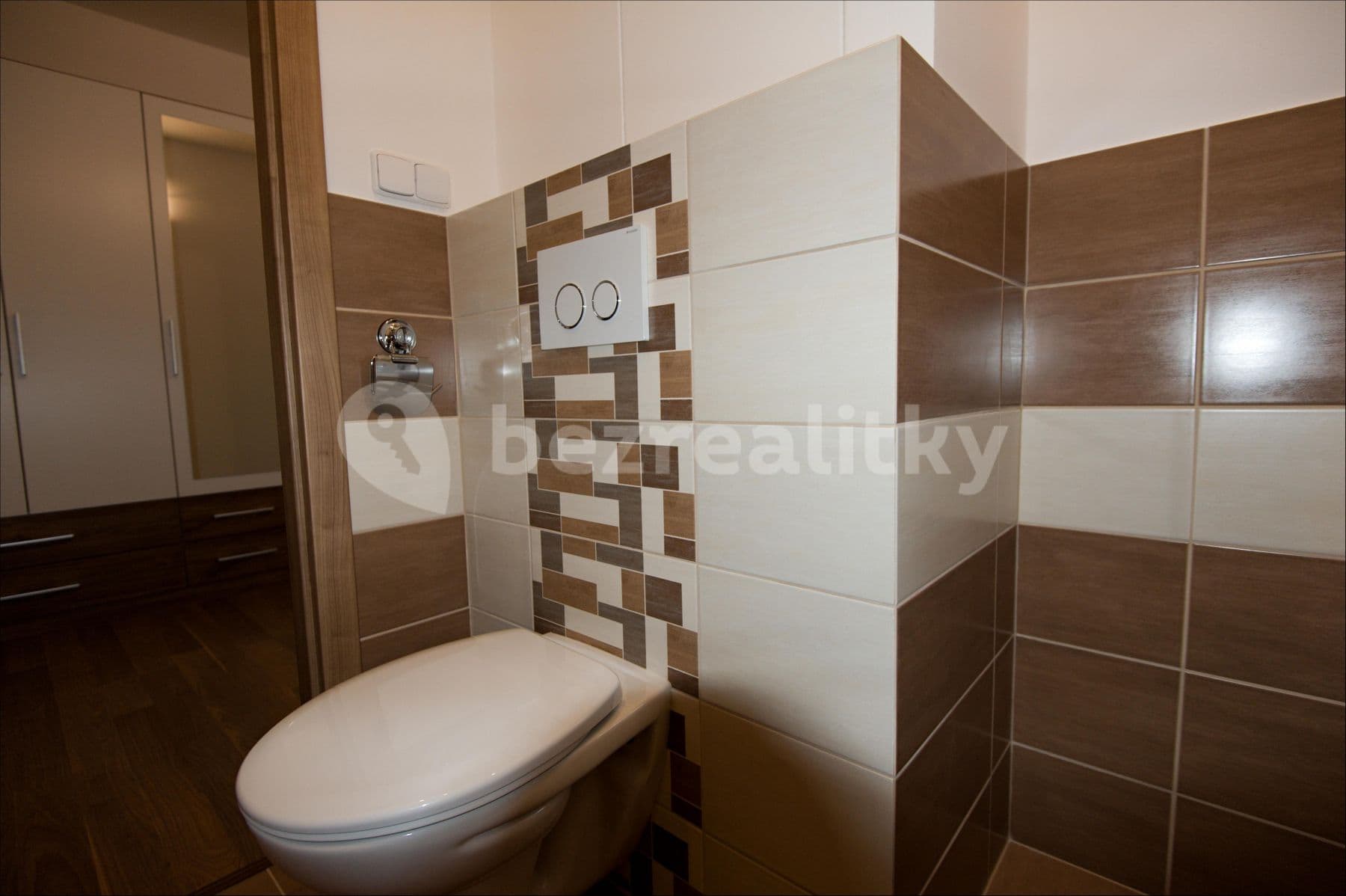 2 bedroom flat to rent, 67 m², Zárubova, Prague, Prague 2 bedroom flat to rent, 67 m², Zárubova, Prague, Prague