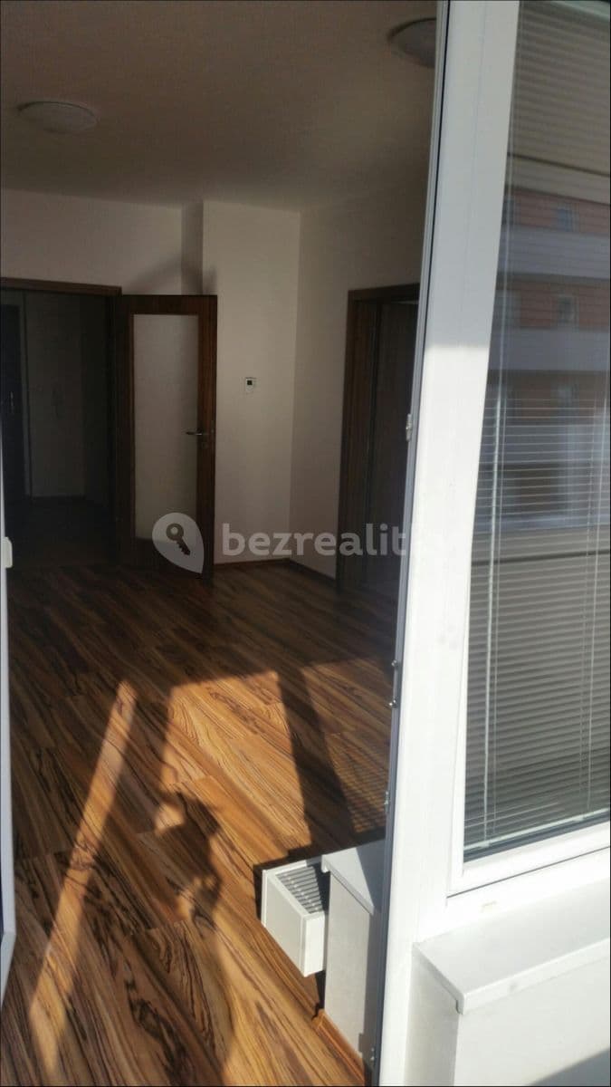 1 bedroom with open-plan kitchen flat to rent, 53 m², Přírodní, Brno, Jihomoravský Region 1 bedroom with open-plan kitchen flat to rent, 53 m², Přírodní, Brno, Jihomoravský Region