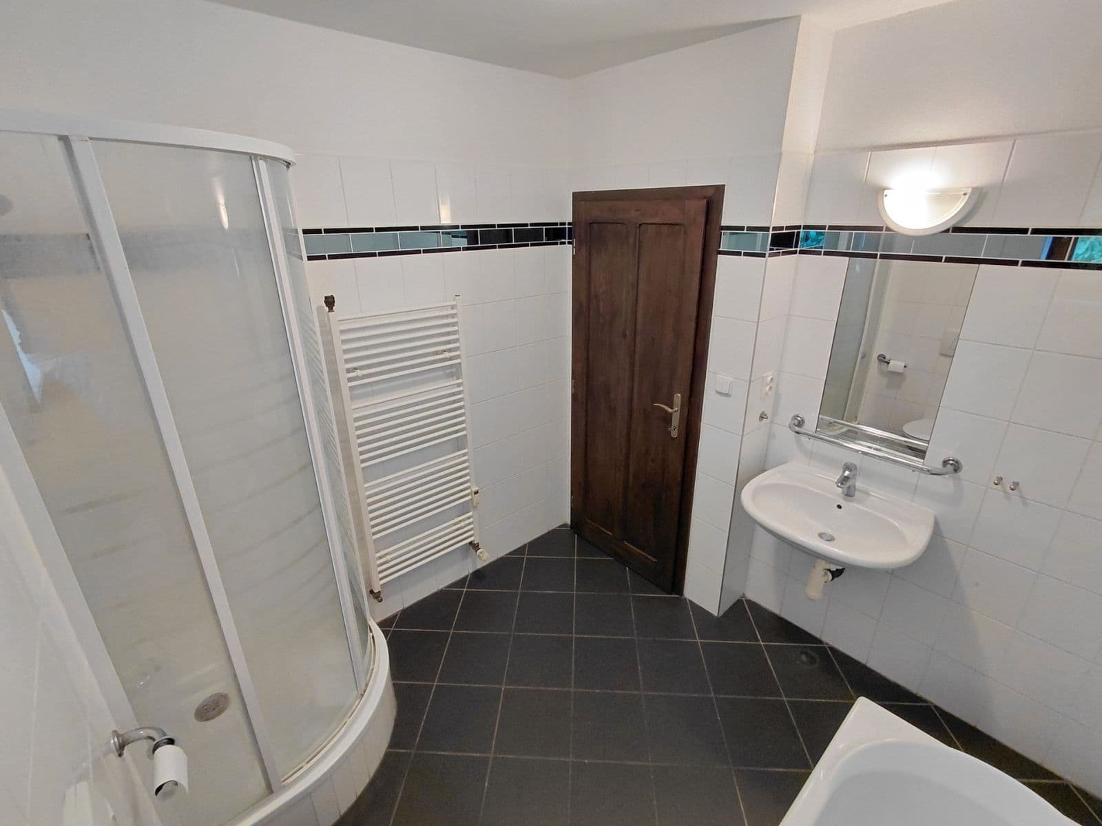 2 bedroom with open-plan kitchen flat to rent, 87 m², Kubišova, Prague, Prague 2 bedroom with open-plan kitchen flat to rent, 87 m², Kubišova, Prague, Prague