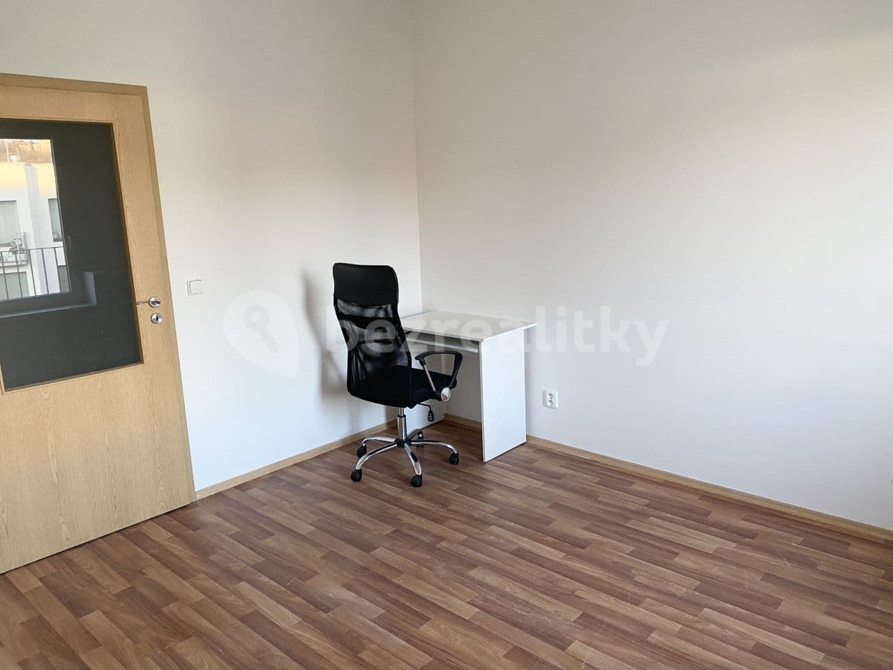 1 bedroom with open-plan kitchen flat to rent, 55 m², Pískařská, Prague, Prague 1 bedroom with open-plan kitchen flat to rent, 55 m², Pískařská, Prague, Prague