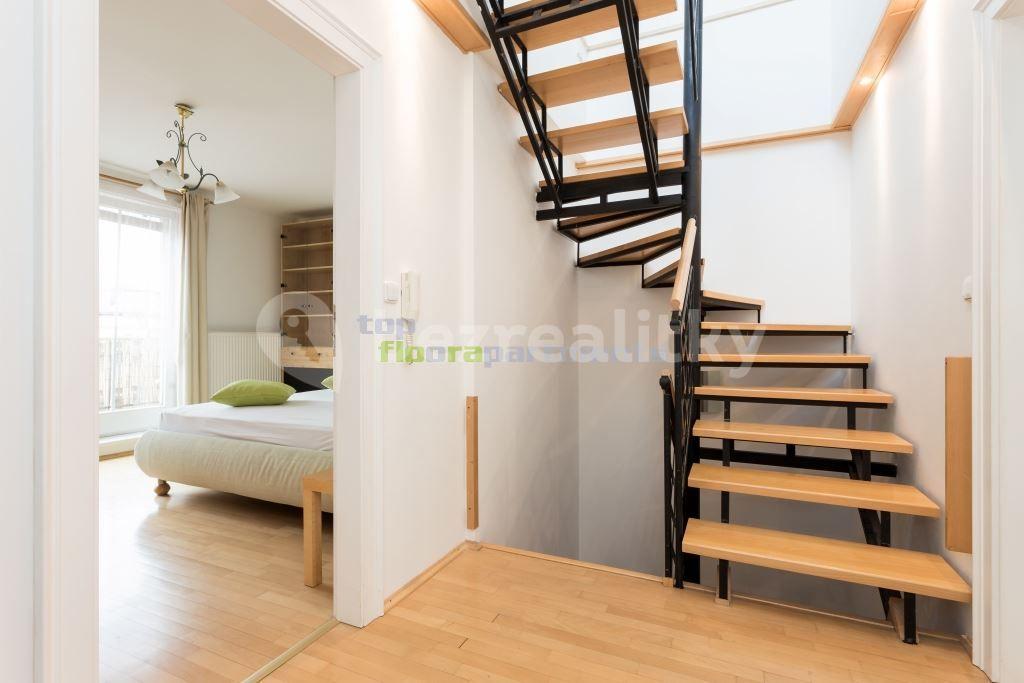 4 bedroom with open-plan kitchen flat to rent, 240 m², Přemyslovská, Prague, Prague