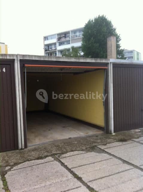 garage to rent, 17 m², Kralupská, Brandýs nad Labem-Stará Boleslav, Středočeský Region garage to rent, 17 m², Kralupská, Brandýs nad Labem-Stará Boleslav, Středočeský Region