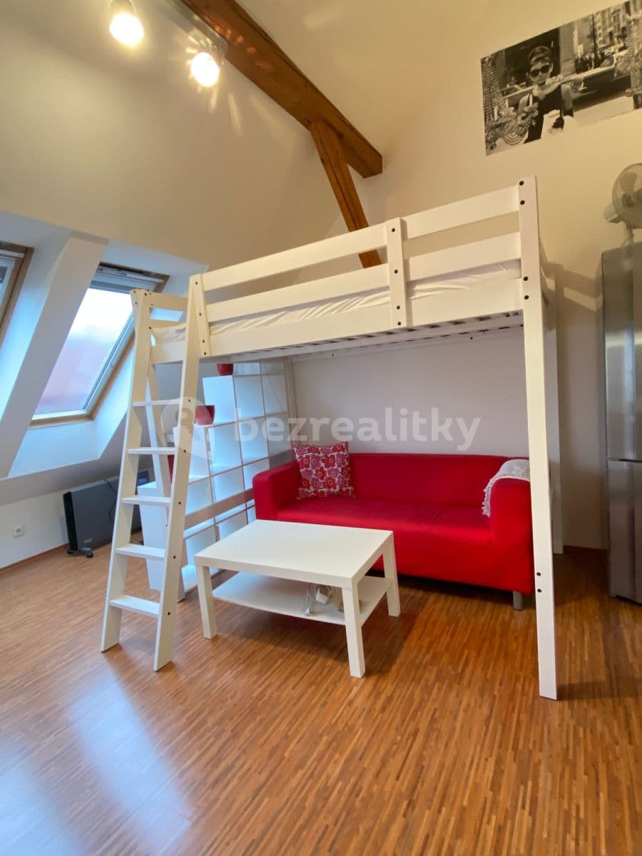 Small studio flat to rent, 26 m², Biskupcova, Prague, Prague Small studio flat to rent, 26 m², Biskupcova, Prague, Prague