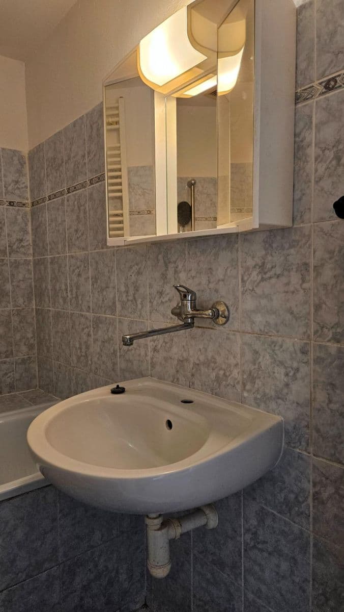 3 bedroom flat to rent, 68 m², Na Sypkém, Prague, Prague 3 bedroom flat to rent, 68 m², Na Sypkém, Prague, Prague