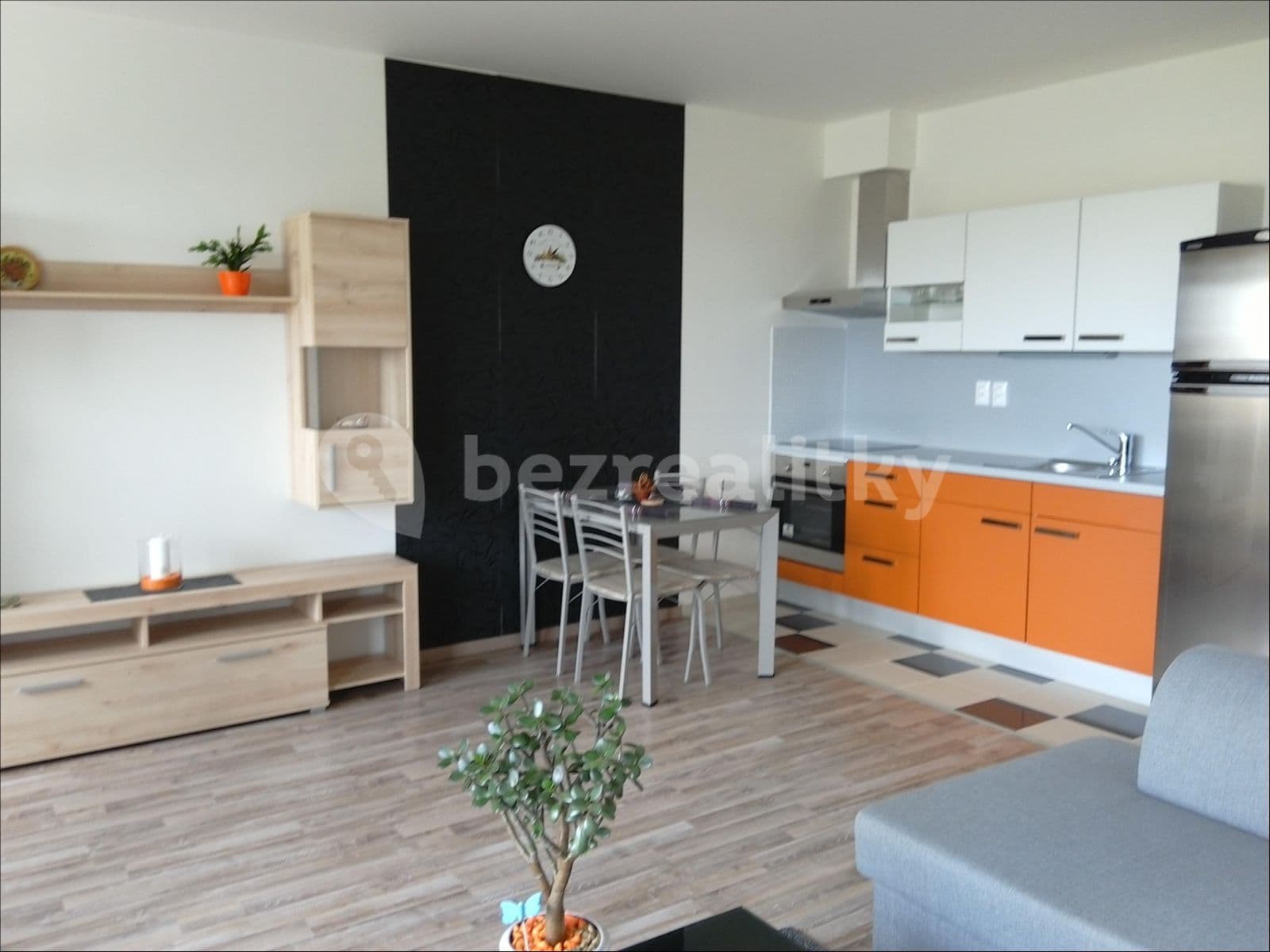 Studio flat to rent, 36 m², gen. Píky, Olomouc, Olomoucký Region Studio flat to rent, 36 m², gen. Píky, Olomouc, Olomoucký Region