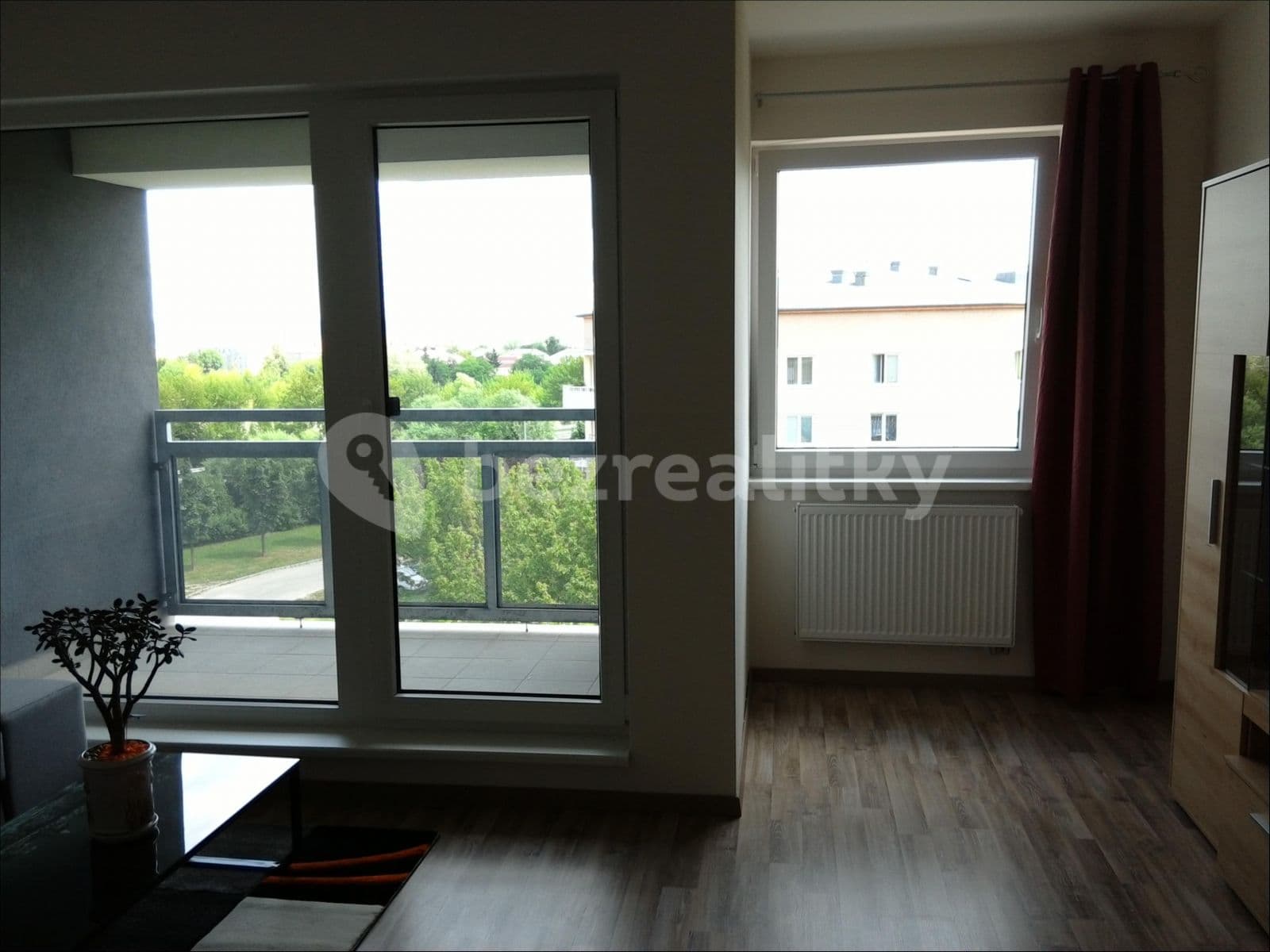 Studio flat to rent, 36 m², gen. Píky, Olomouc, Olomoucký Region Studio flat to rent, 36 m², gen. Píky, Olomouc, Olomoucký Region