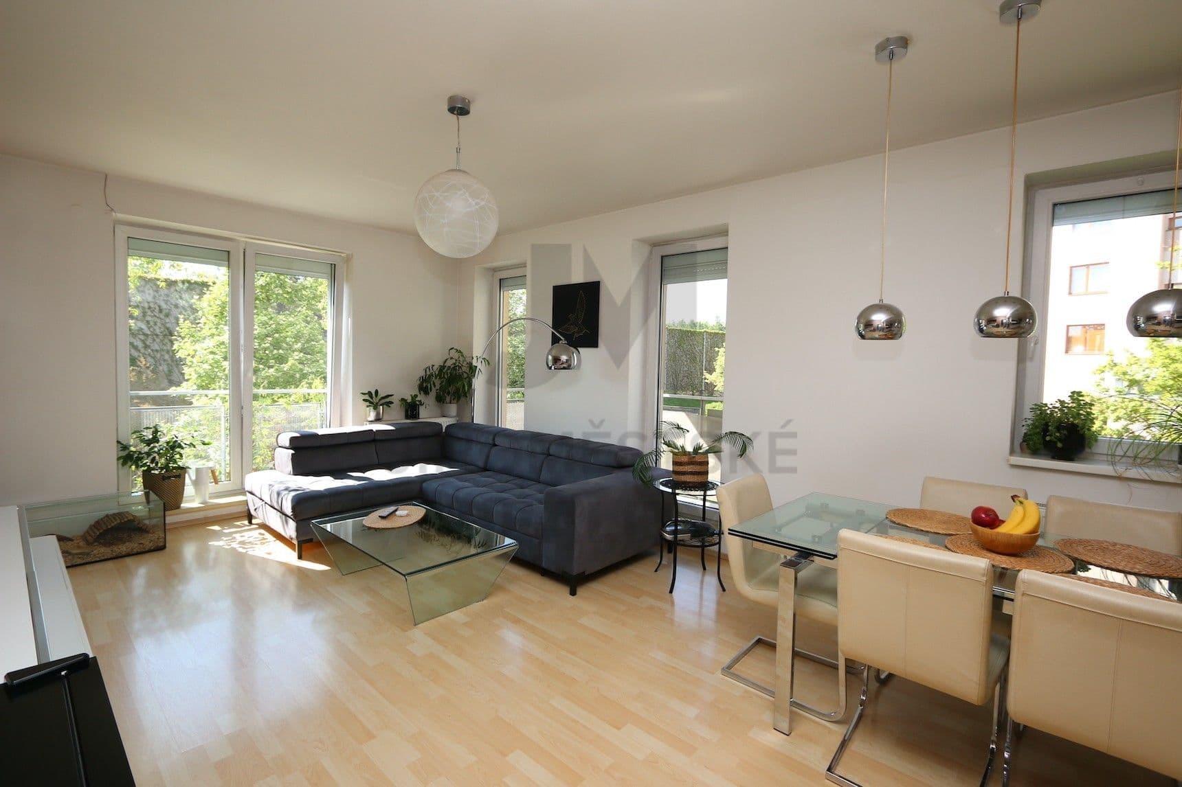 2 bedroom with open-plan kitchen flat to rent, 76 m², Rižská, Prague, Prague 2 bedroom with open-plan kitchen flat to rent, 76 m², Rižská, Prague, Prague