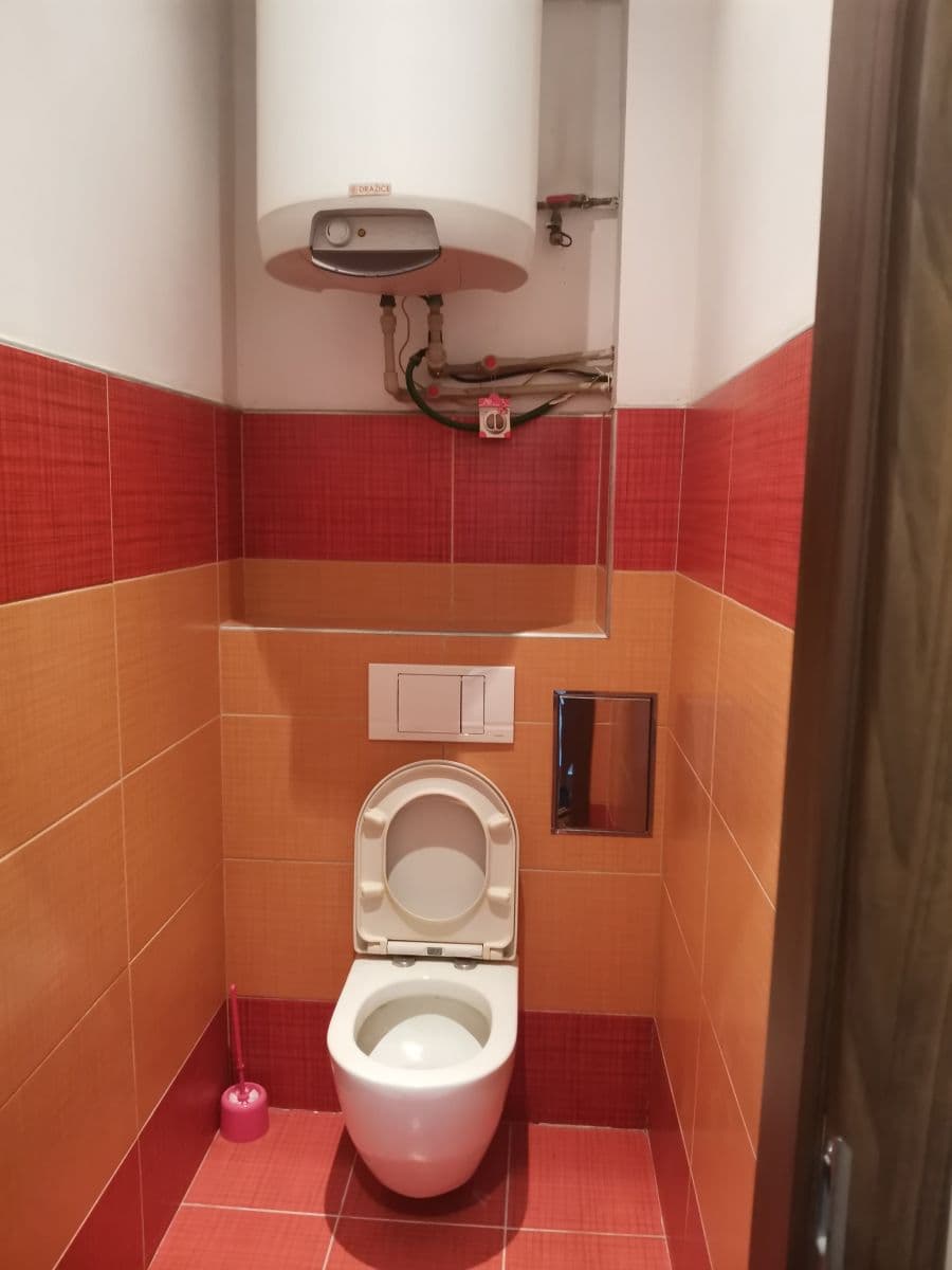 3 bedroom flat to rent, 65 m², Mrázovka, Prague, Prague 3 bedroom flat to rent, 65 m², Mrázovka, Prague, Prague