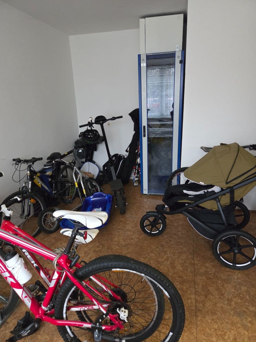 1 bedroom with open-plan kitchen flat to rent, 43 m², Pohnertova, Prague, Prague 1 bedroom with open-plan kitchen flat to rent, 43 m², Pohnertova, Prague, Prague