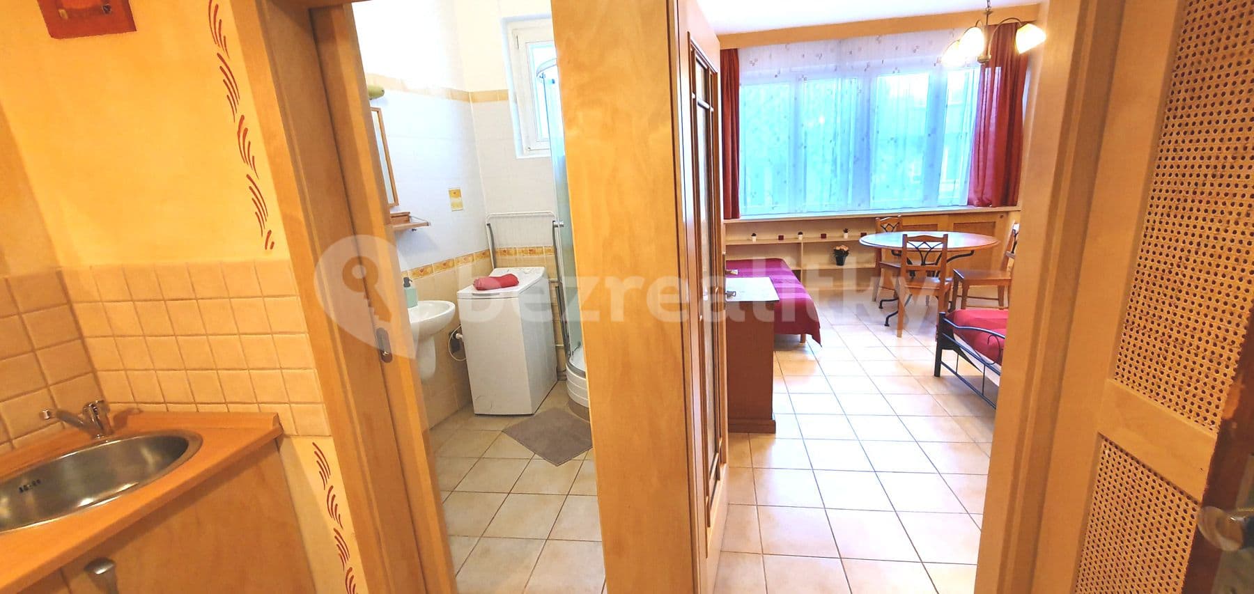 Studio flat to rent, 29 m², Bartolomějská, Prague, Prague Studio flat to rent, 29 m², Bartolomějská, Prague, Prague