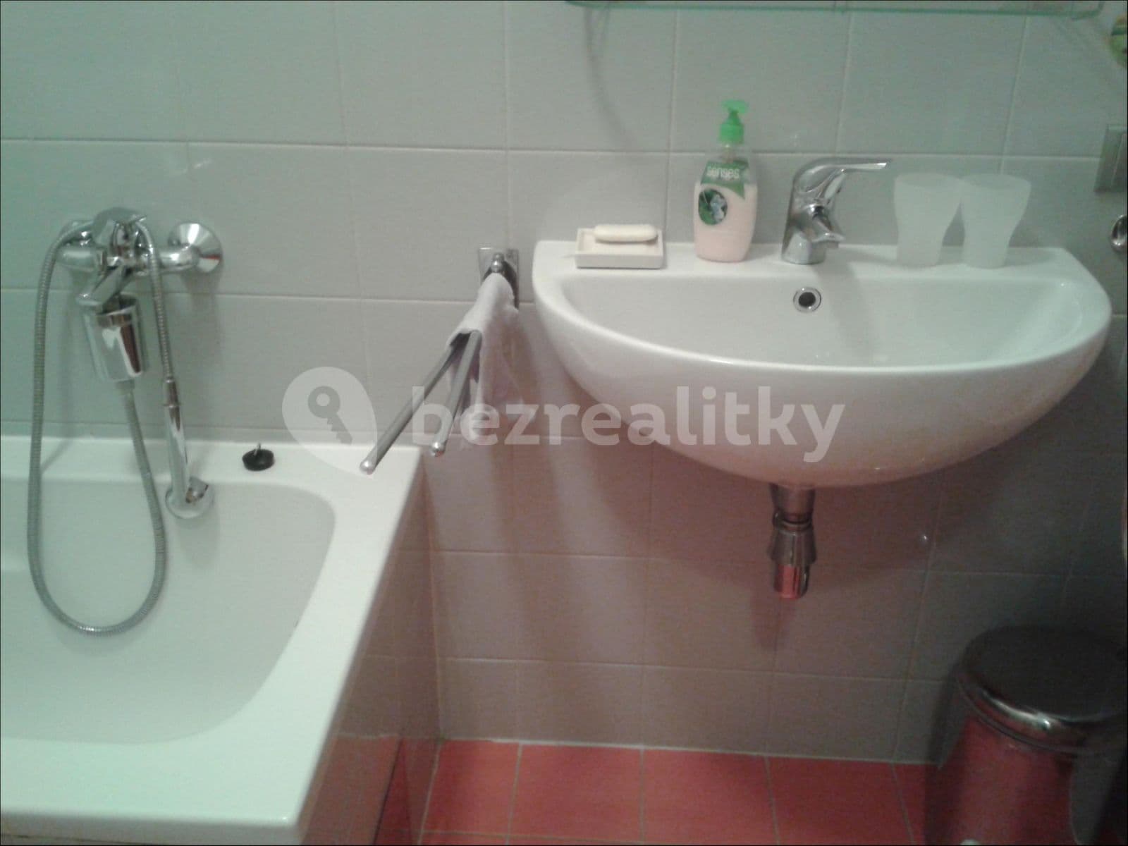 3 bedroom flat to rent, 75 m², Bulharská, Brno, Jihomoravský Region 3 bedroom flat to rent, 75 m², Bulharská, Brno, Jihomoravský Region