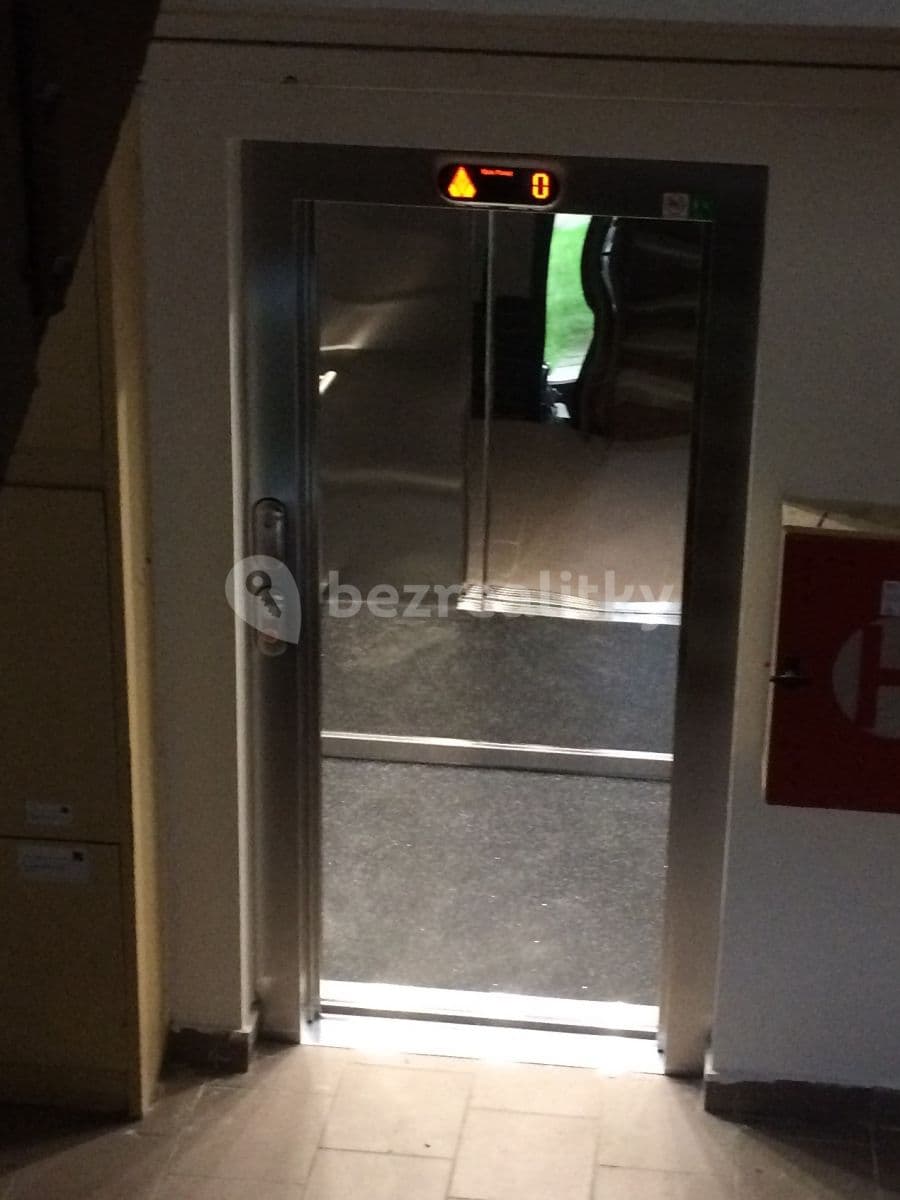 Studio flat to rent, 30 m², Semická, Prague, Prague Studio flat to rent, 30 m², Semická, Prague, Prague