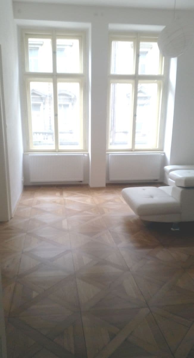 1 bedroom with open-plan kitchen flat to rent, 60 m², Mikovcova, Prague, Prague 1 bedroom with open-plan kitchen flat to rent, 60 m², Mikovcova, Prague, Prague