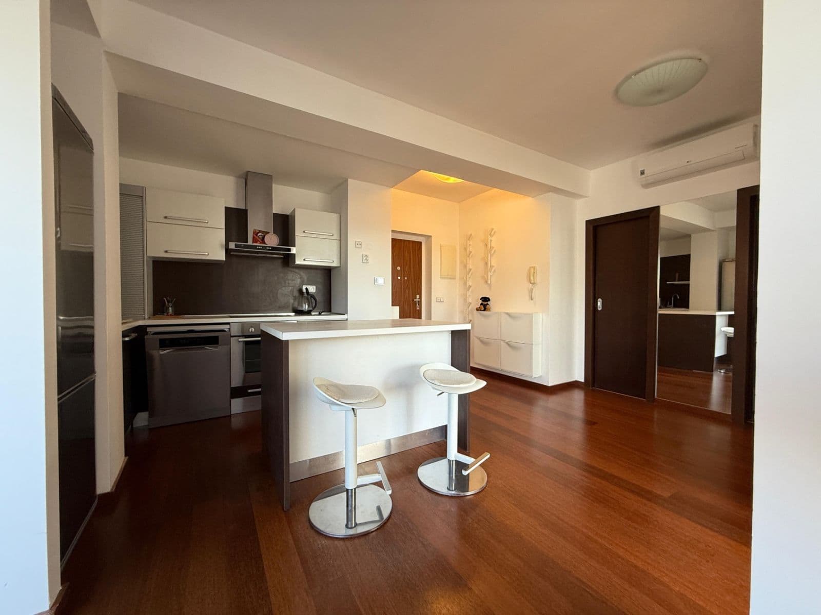 2 bedroom with open-plan kitchen flat to rent, 72 m², náměstí Míru, Kroměříž, Zlínský Region 2 bedroom with open-plan kitchen flat to rent, 72 m², náměstí Míru, Kroměříž, Zlínský Region