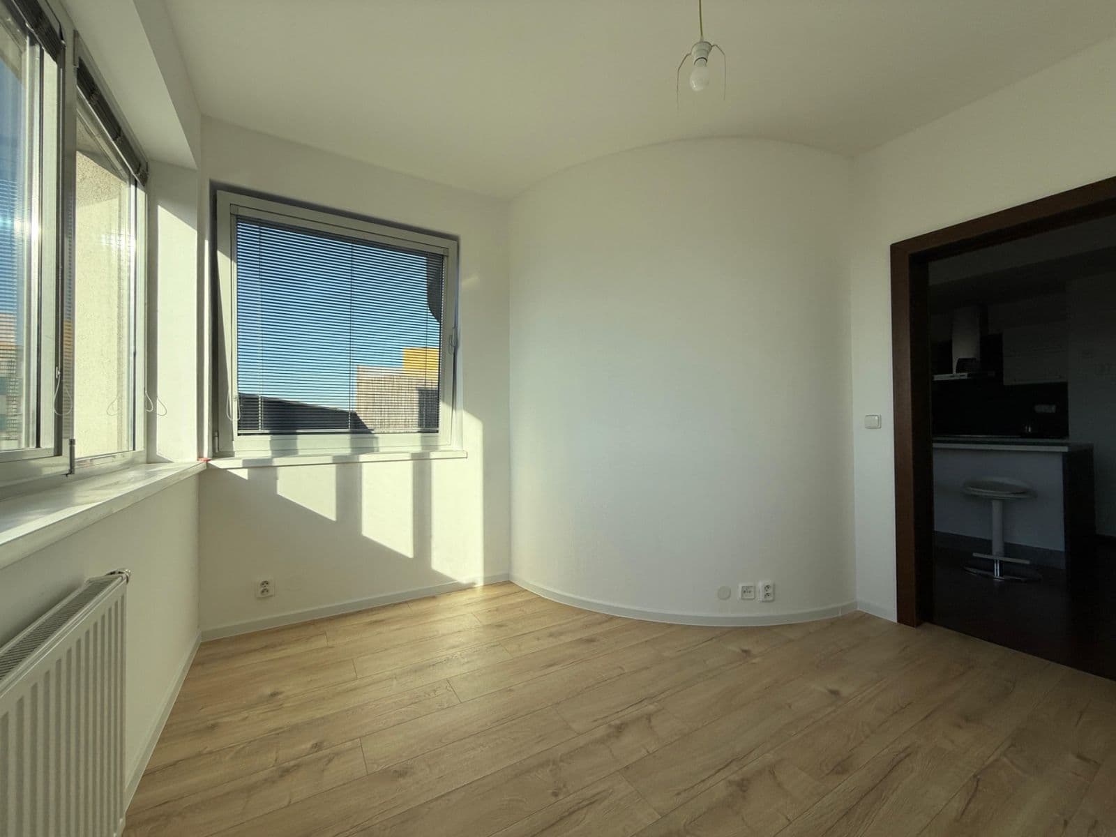 2 bedroom with open-plan kitchen flat to rent, 72 m², náměstí Míru, Kroměříž, Zlínský Region 2 bedroom with open-plan kitchen flat to rent, 72 m², náměstí Míru, Kroměříž, Zlínský Region