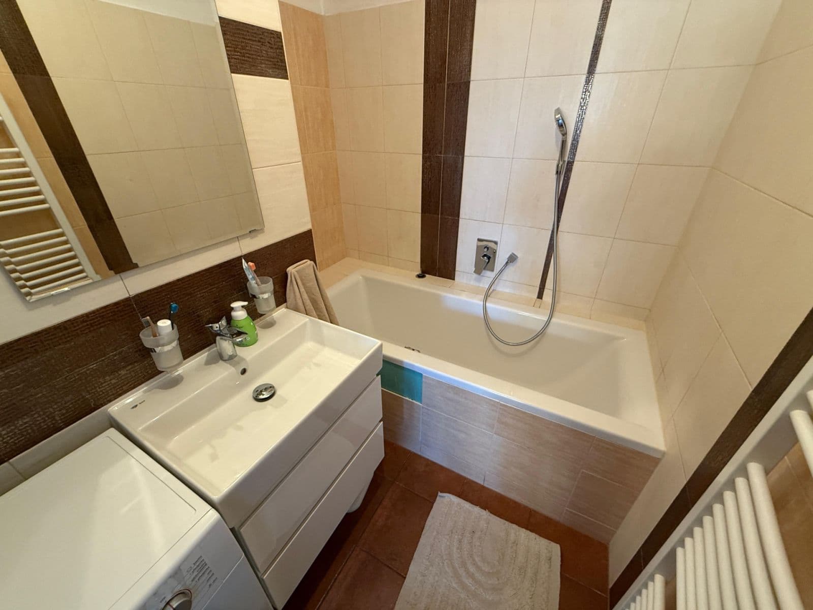 2 bedroom with open-plan kitchen flat to rent, 72 m², náměstí Míru, Kroměříž, Zlínský Region 2 bedroom with open-plan kitchen flat to rent, 72 m², náměstí Míru, Kroměříž, Zlínský Region