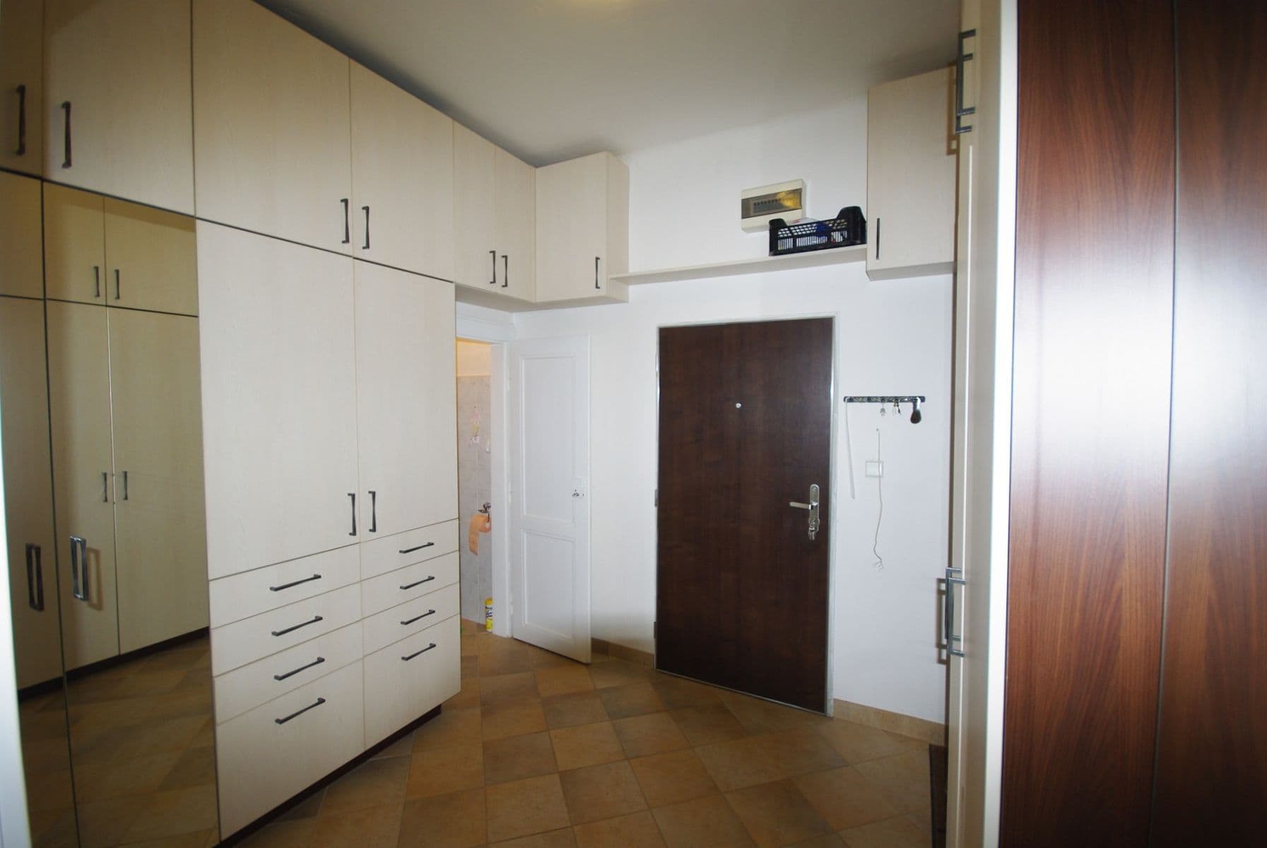 2 bedroom flat to rent, 66 m², V Mezihoří, Prague, Prague 2 bedroom flat to rent, 66 m², V Mezihoří, Prague, Prague