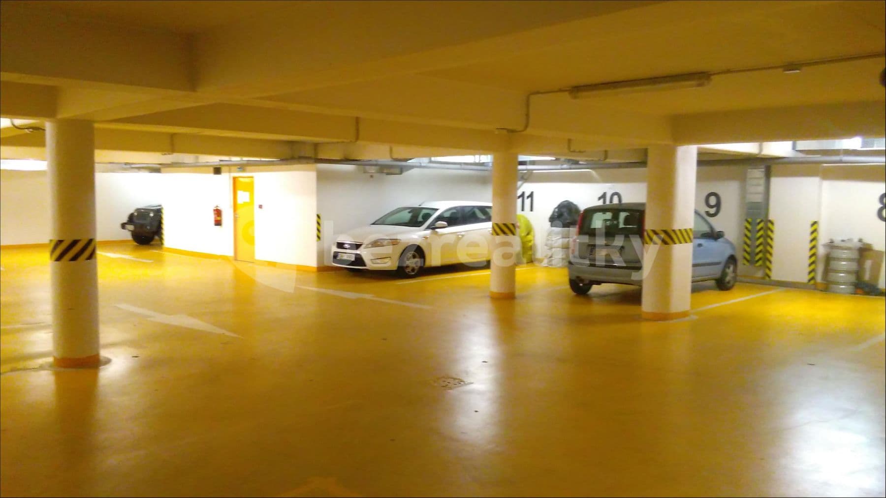 garage to rent, 13 m², Dalimilova, Prague, Prague garage to rent, 13 m², Dalimilova, Prague, Prague