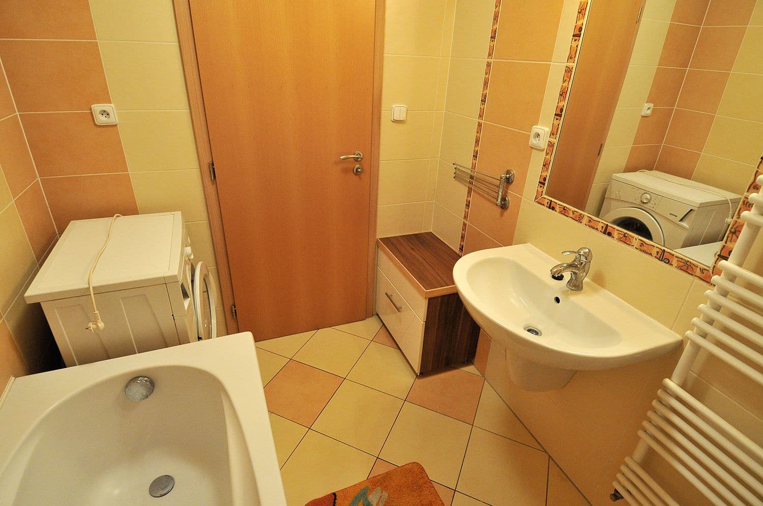 1 bedroom with open-plan kitchen flat to rent, 70 m², Lidická, Brno, Jihomoravský Region 1 bedroom with open-plan kitchen flat to rent, 70 m², Lidická, Brno, Jihomoravský Region