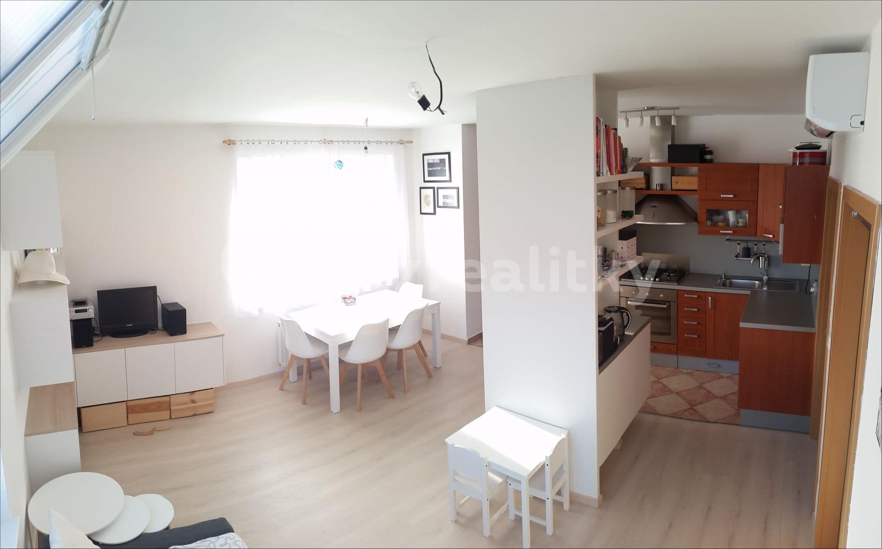 2 bedroom with open-plan kitchen flat to rent, 65 m², Běloruská, Brno, Jihomoravský Region 2 bedroom with open-plan kitchen flat to rent, 65 m², Běloruská, Brno, Jihomoravský Region