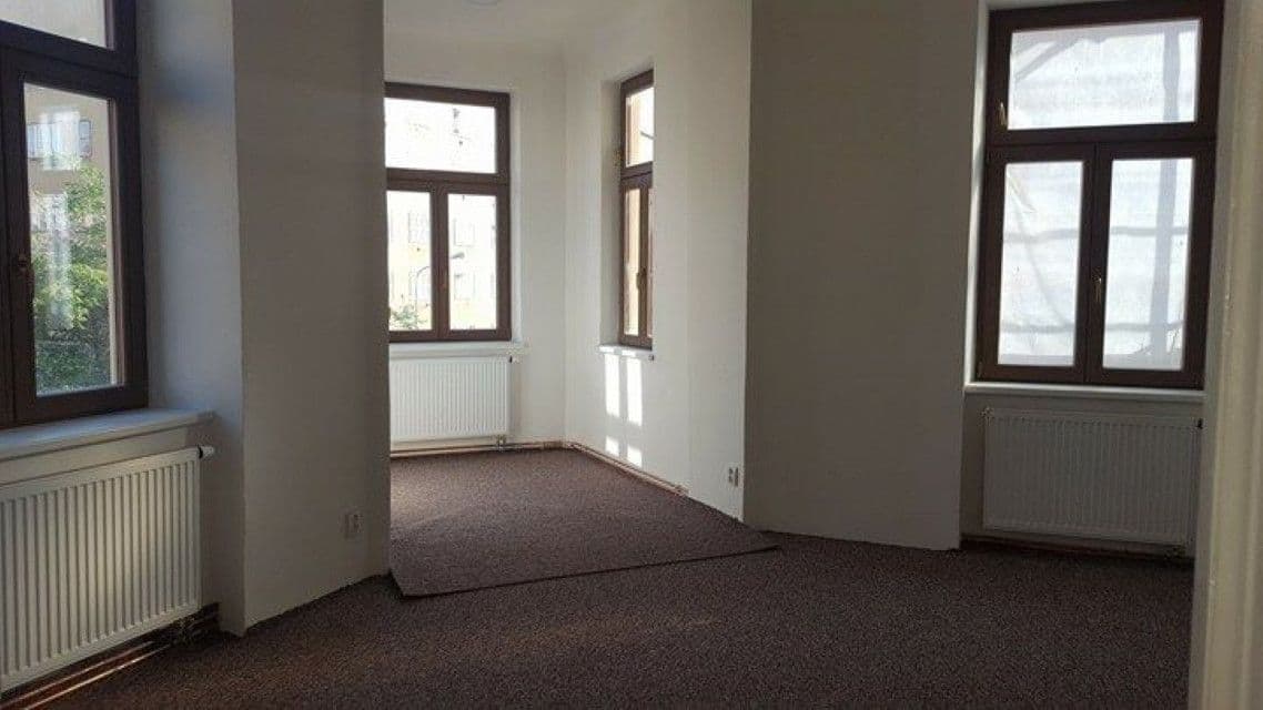 4 bedroom flat to rent, 113 m², Merhautova, Brno, Jihomoravský Region 4 bedroom flat to rent, 113 m², Merhautova, Brno, Jihomoravský Region