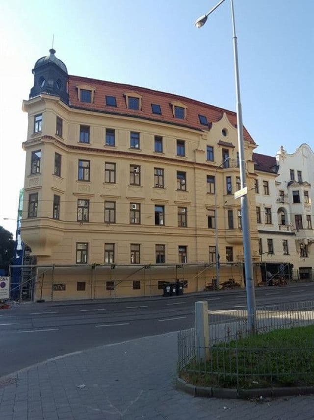 4 bedroom flat to rent, 113 m², Merhautova, Brno, Jihomoravský Region 4 bedroom flat to rent, 113 m², Merhautova, Brno, Jihomoravský Region