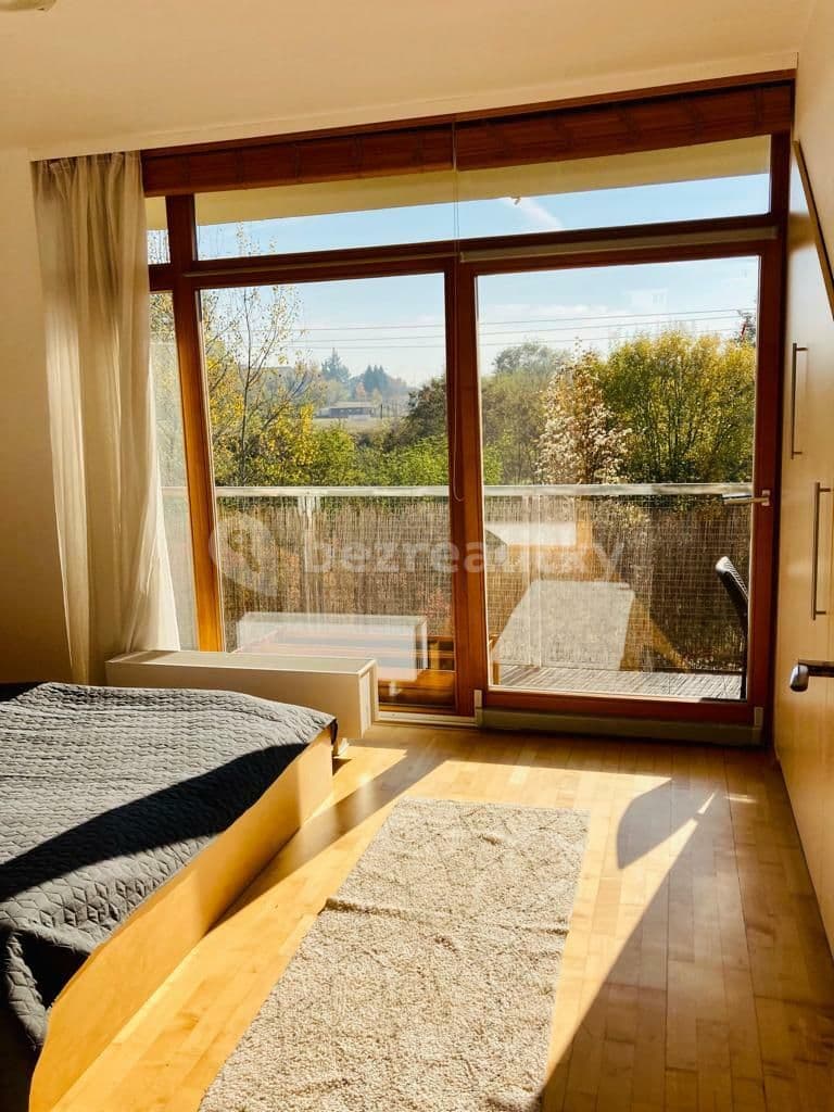 1 bedroom with open-plan kitchen flat to rent, 59 m², K Lesu, Prague, Prague 1 bedroom with open-plan kitchen flat to rent, 59 m², K Lesu, Prague, Prague