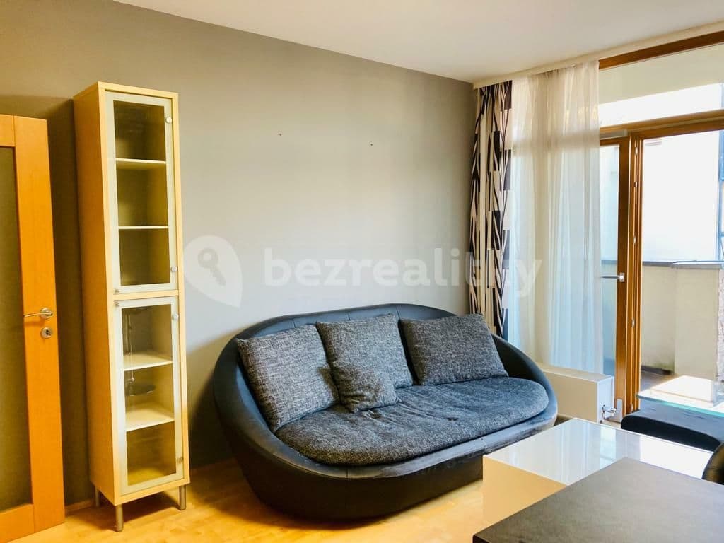 1 bedroom with open-plan kitchen flat to rent, 59 m², K Lesu, Prague, Prague 1 bedroom with open-plan kitchen flat to rent, 59 m², K Lesu, Prague, Prague