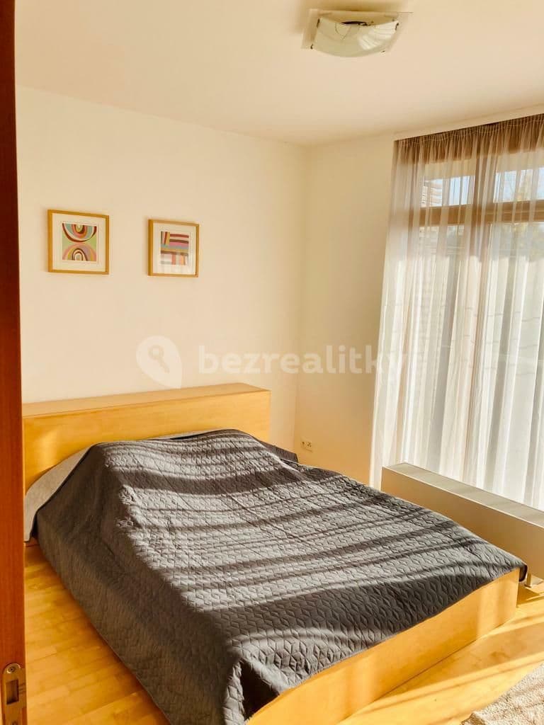 1 bedroom with open-plan kitchen flat to rent, 59 m², K Lesu, Prague, Prague 1 bedroom with open-plan kitchen flat to rent, 59 m², K Lesu, Prague, Prague