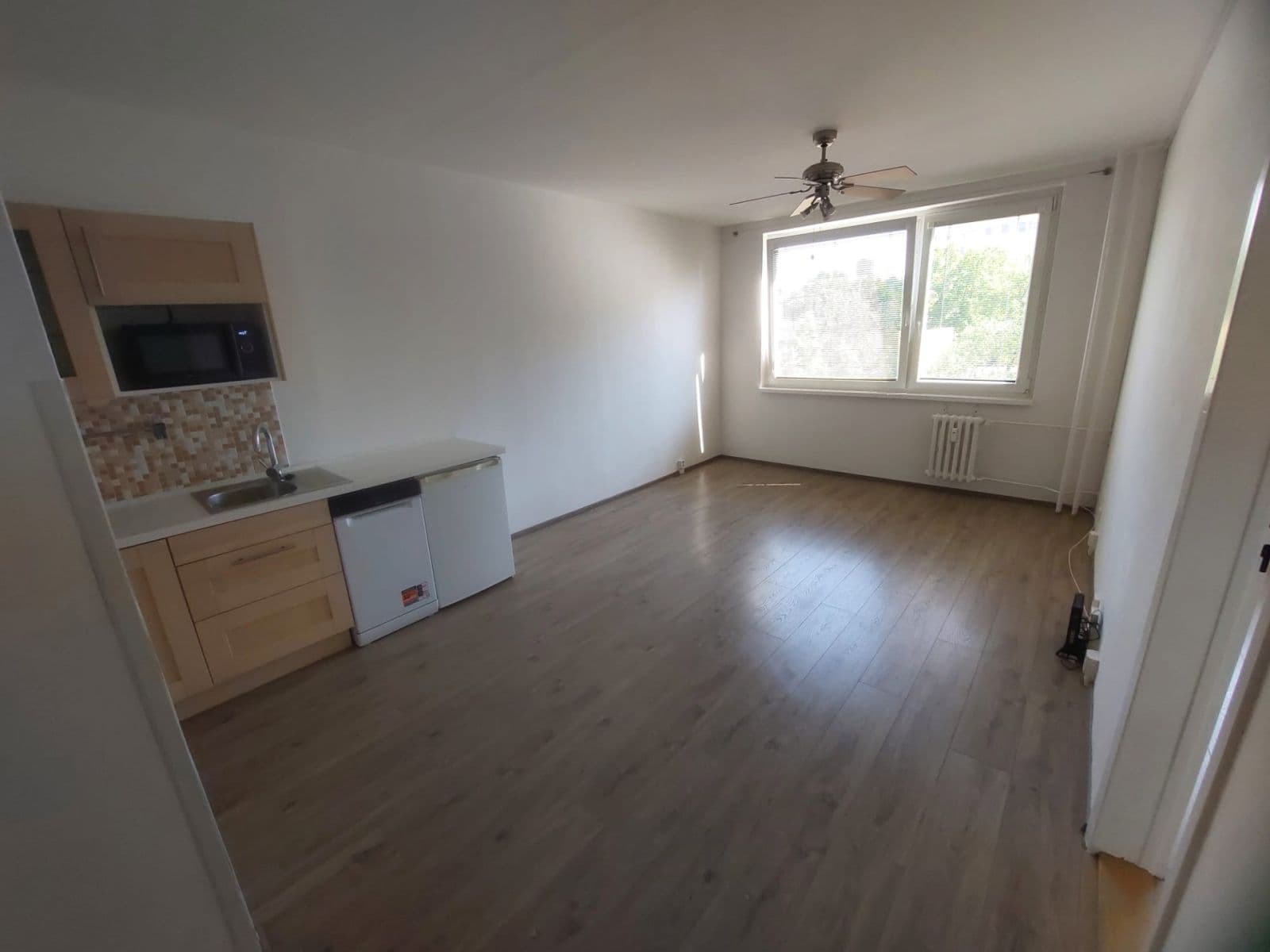 1 bedroom with open-plan kitchen flat to rent, 40 m², Leopoldova, Prague, Prague 1 bedroom with open-plan kitchen flat to rent, 40 m², Leopoldova, Prague, Prague