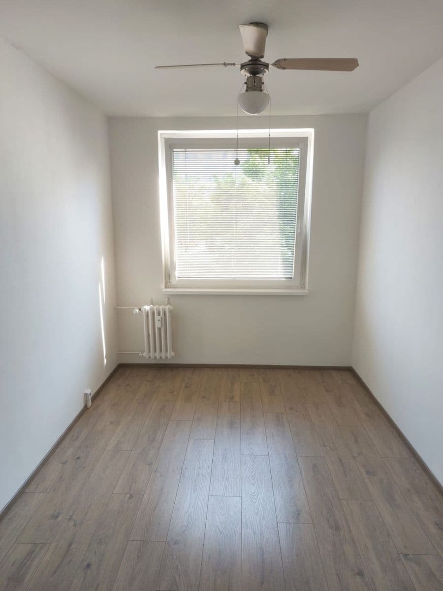 1 bedroom with open-plan kitchen flat to rent, 40 m², Leopoldova, Prague, Prague 1 bedroom with open-plan kitchen flat to rent, 40 m², Leopoldova, Prague, Prague