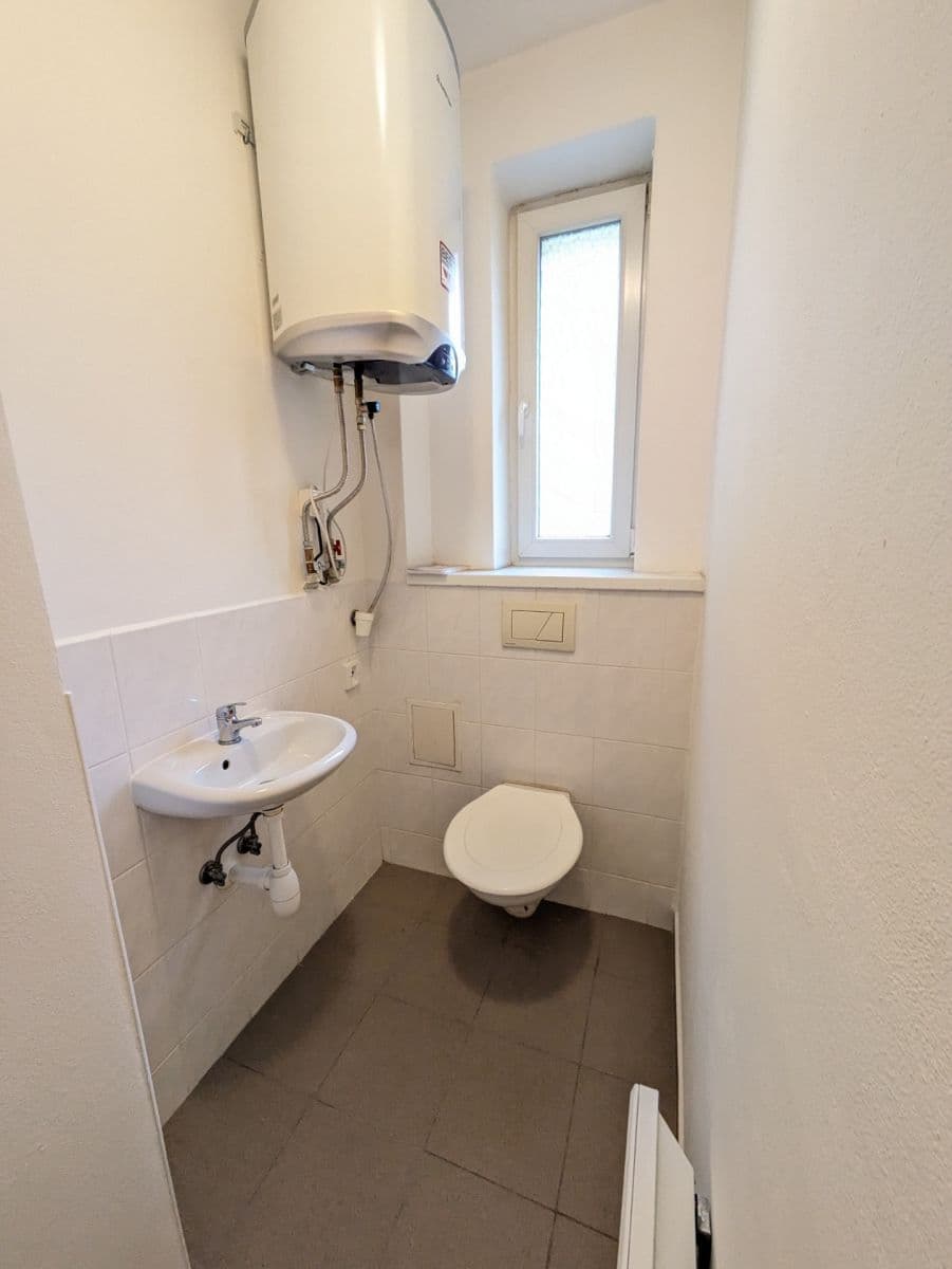 1 bedroom flat to rent, 52 m², Lounská, Teplice, Ústecký Region 1 bedroom flat to rent, 52 m², Lounská, Teplice, Ústecký Region