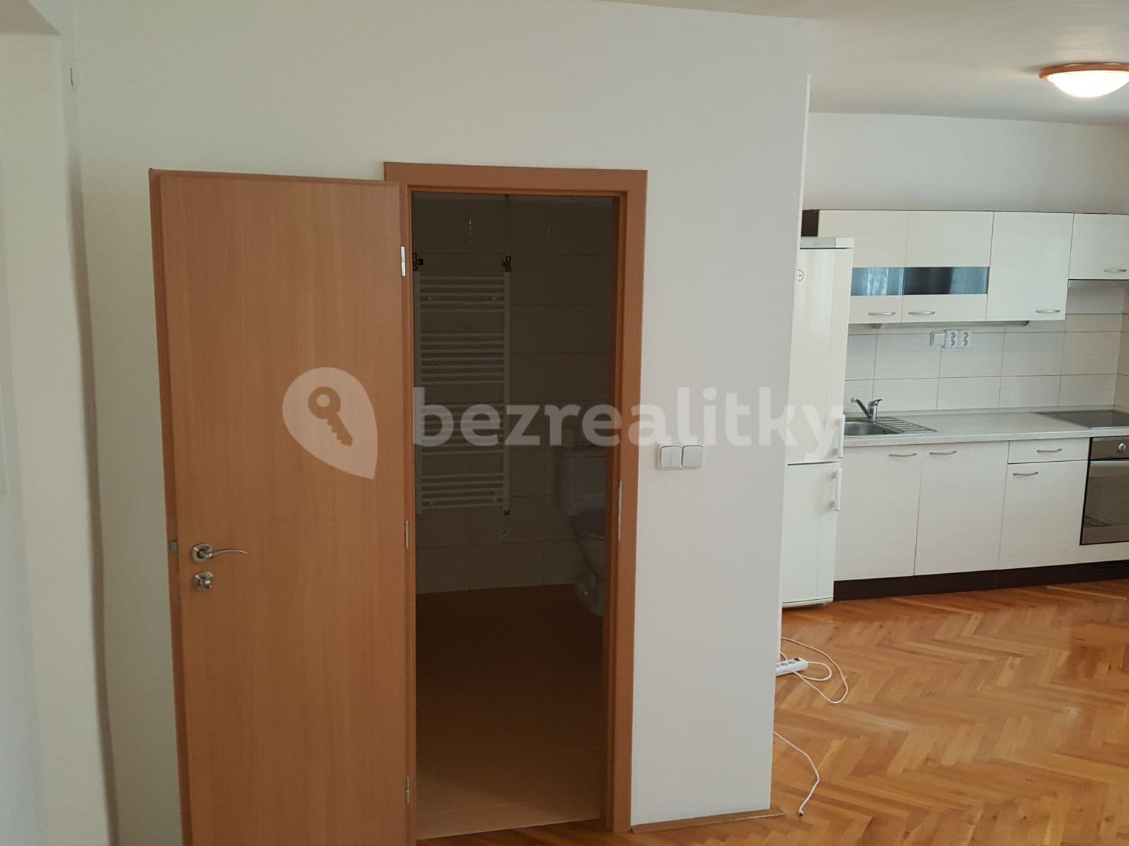 Studio flat to rent, 36 m², Viniční, Brno, Jihomoravský Region Studio flat to rent, 36 m², Viniční, Brno, Jihomoravský Region