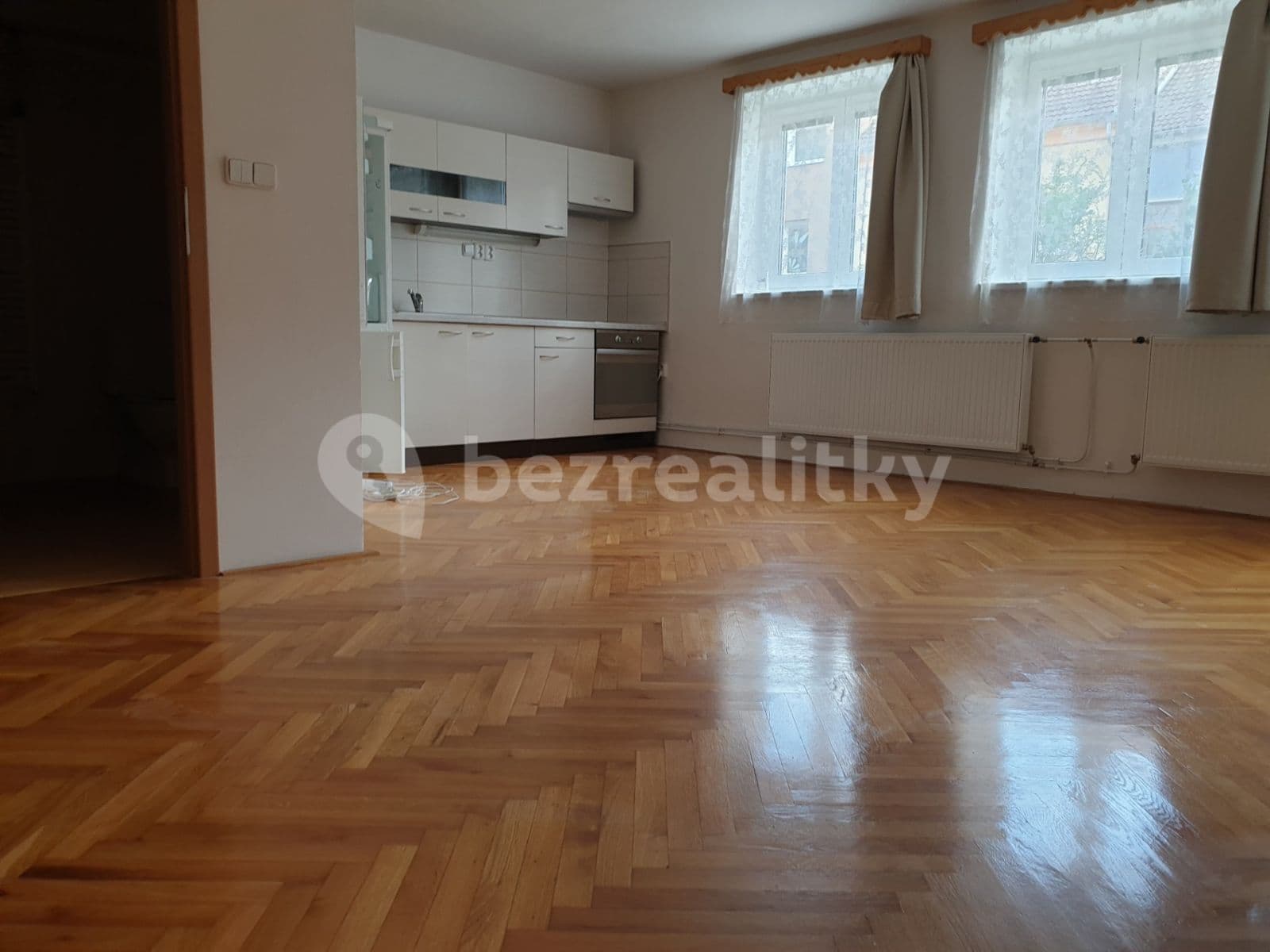 Studio flat to rent, 36 m², Viniční, Brno, Jihomoravský Region Studio flat to rent, 36 m², Viniční, Brno, Jihomoravský Region