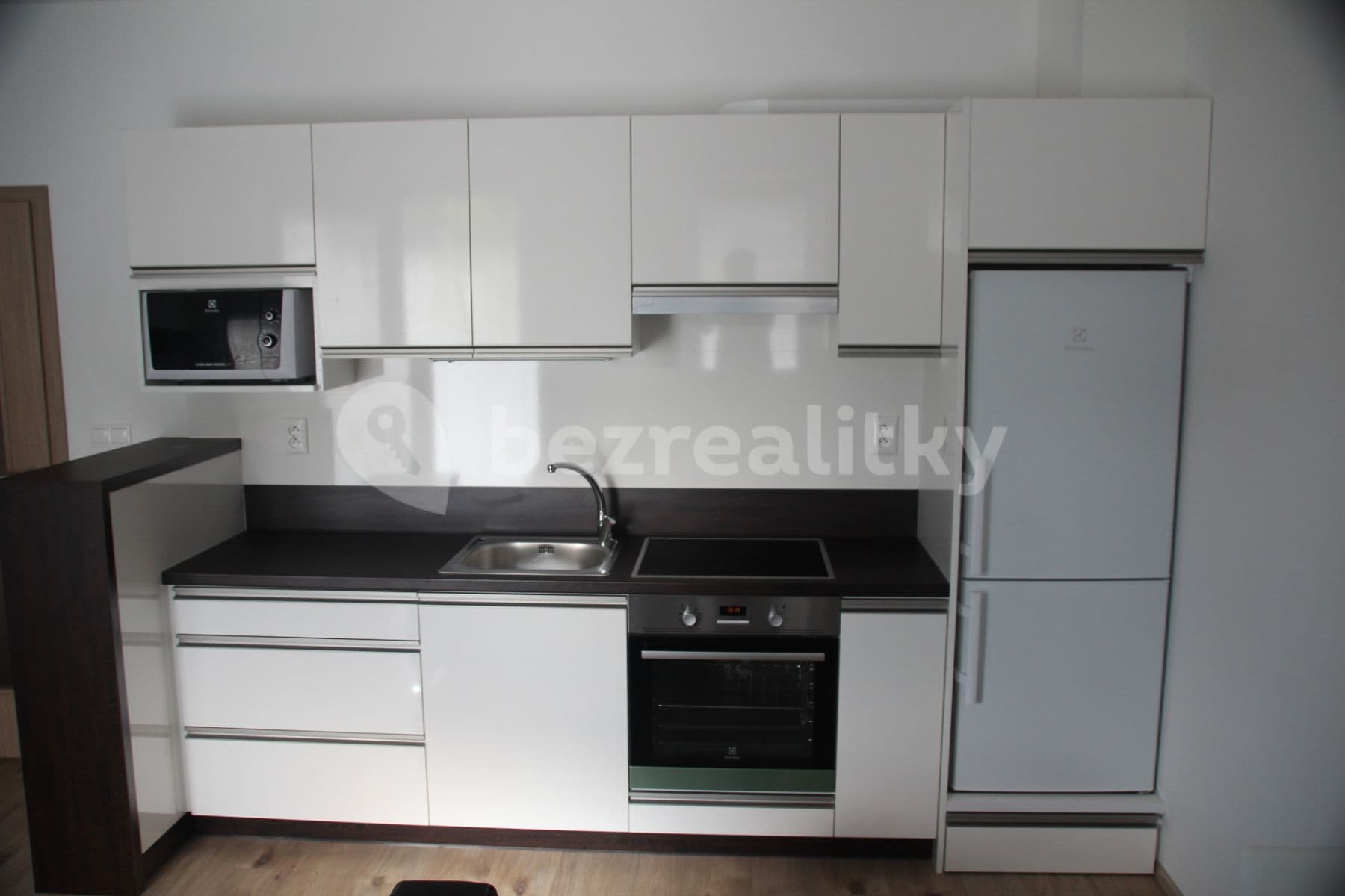 1 bedroom with open-plan kitchen flat to rent, 47 m², Mojmírovo náměstí, Brno, Jihomoravský Region 1 bedroom with open-plan kitchen flat to rent, 47 m², Mojmírovo náměstí, Brno, Jihomoravský Region