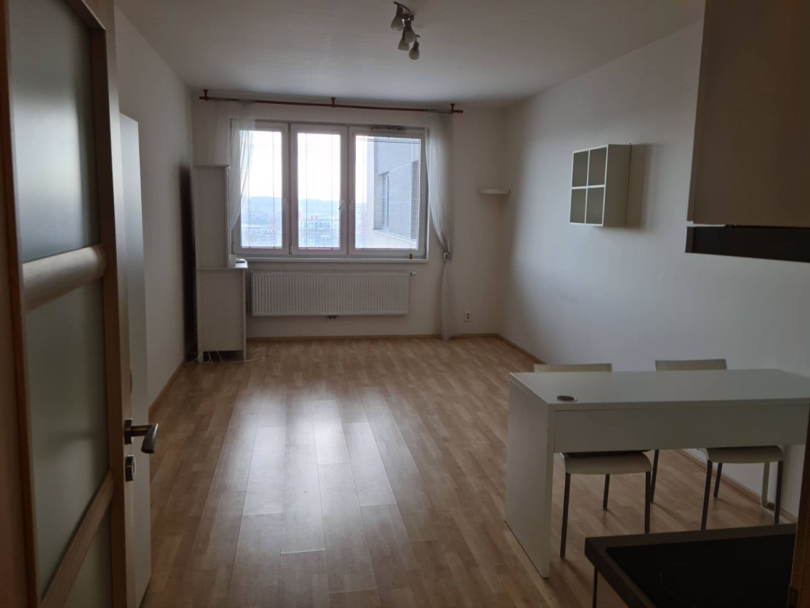 Studio flat to rent, 33 m², Freyova, Prague, Prague Studio flat to rent, 33 m², Freyova, Prague, Prague