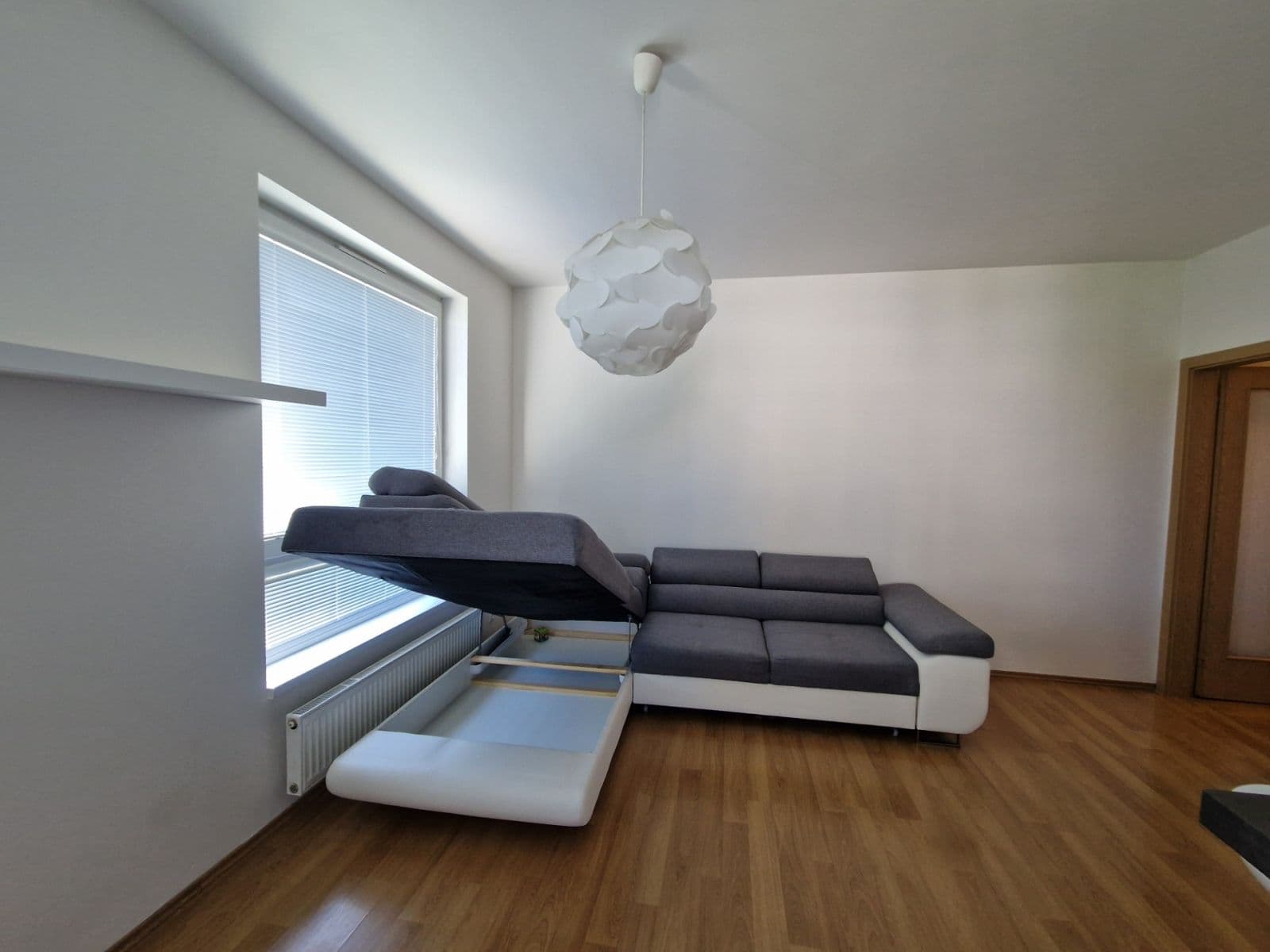 1 bedroom with open-plan kitchen flat to rent, 50 m², Václava Trojana, Prague, Prague 1 bedroom with open-plan kitchen flat to rent, 50 m², Václava Trojana, Prague, Prague