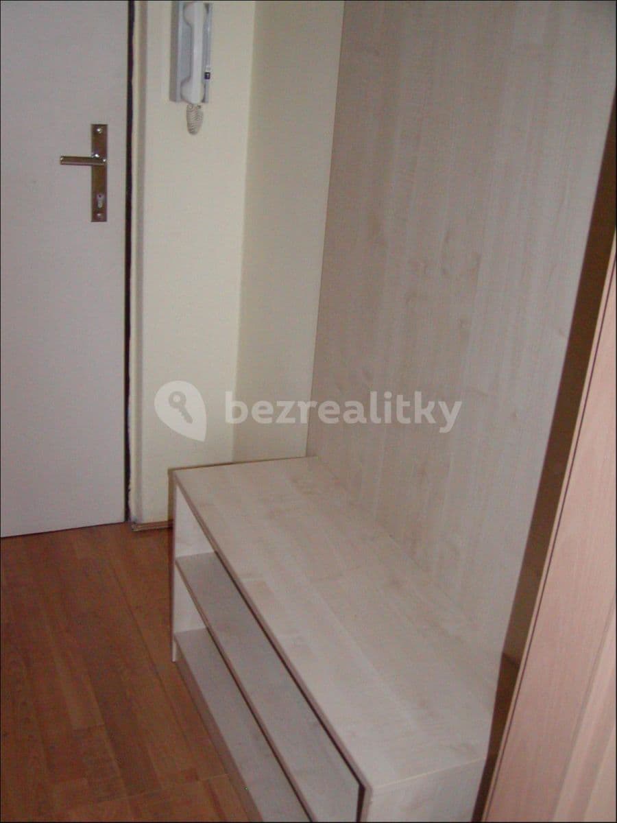 1 bedroom flat to rent, 32 m², sídliště Edvarda Beneše, Prostějov, Olomoucký Region