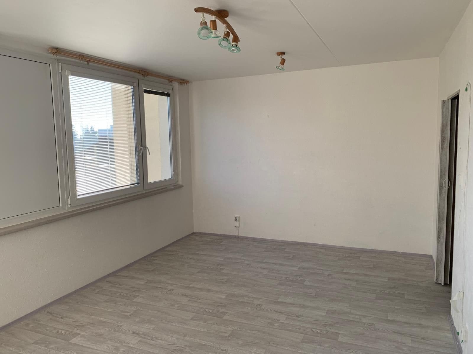 Small studio flat to rent, 38 m², Běchorská, Prague, Prague Small studio flat to rent, 38 m², Běchorská, Prague, Prague