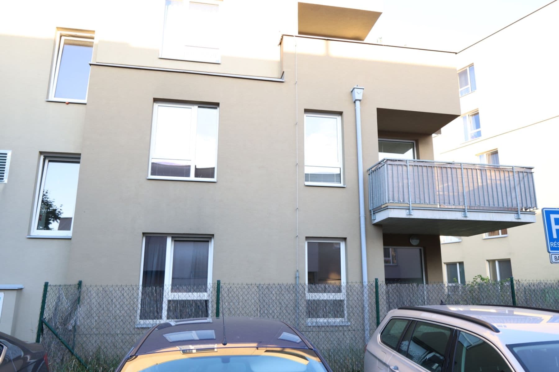 1 bedroom with open-plan kitchen flat to rent, 69 m², U Vodojemu, Brandýs nad Labem-Stará Boleslav, Středočeský Region 1 bedroom with open-plan kitchen flat to rent, 69 m², U Vodojemu, Brandýs nad Labem-Stará Boleslav, Středočeský Region