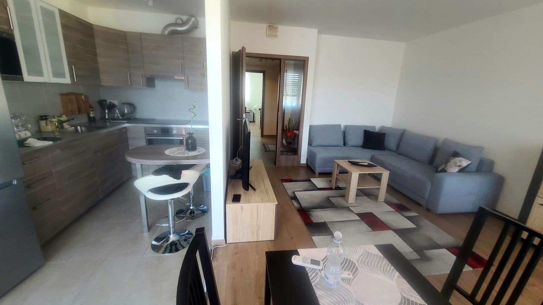 1 bedroom with open-plan kitchen flat to rent, 61 m², Petržílkova, Prague, Prague 1 bedroom with open-plan kitchen flat to rent, 61 m², Petržílkova, Prague, Prague