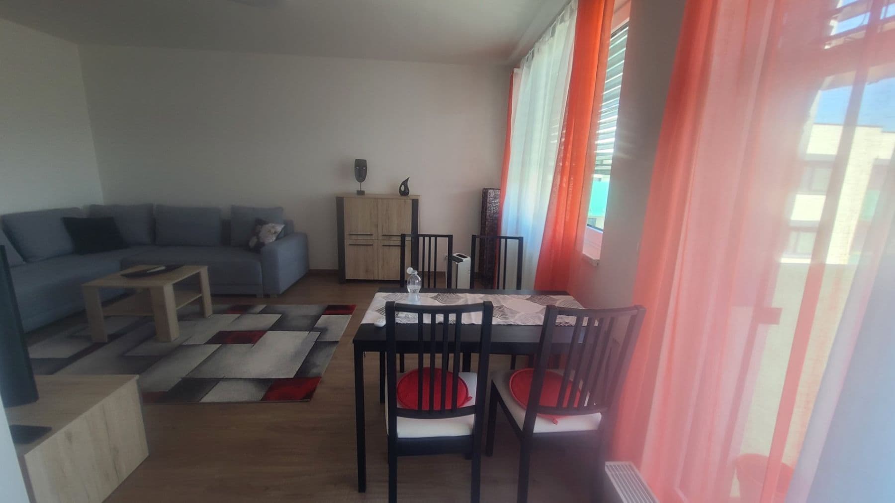 1 bedroom with open-plan kitchen flat to rent, 61 m², Petržílkova, Prague, Prague 1 bedroom with open-plan kitchen flat to rent, 61 m², Petržílkova, Prague, Prague