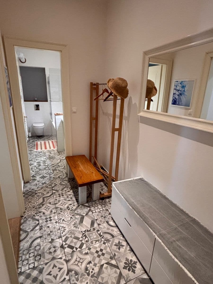 1 bedroom with open-plan kitchen flat to rent, 49 m², Ibsenova, Prague, Prague 1 bedroom with open-plan kitchen flat to rent, 49 m², Ibsenova, Prague, Prague