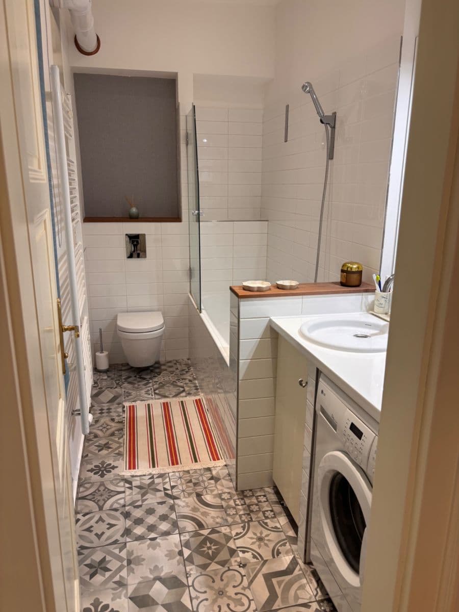 1 bedroom with open-plan kitchen flat to rent, 49 m², Ibsenova, Prague, Prague 1 bedroom with open-plan kitchen flat to rent, 49 m², Ibsenova, Prague, Prague